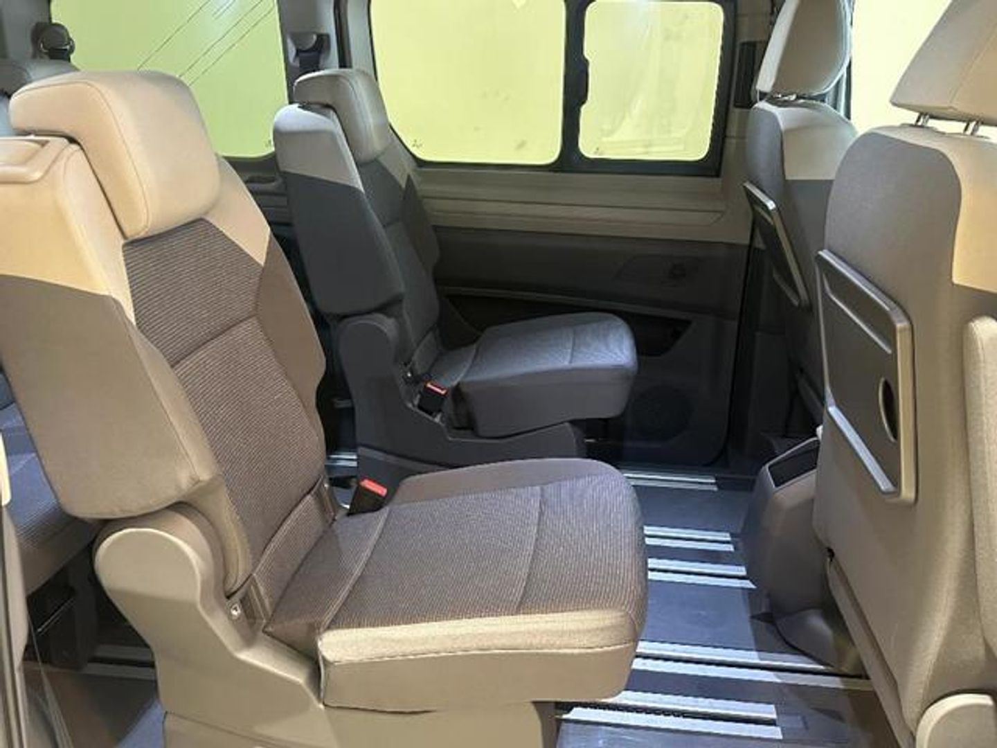 Volkswagen Multivan 1.4 TSI PHEV Batalla Corta 160 kW (218 CV) DSG
