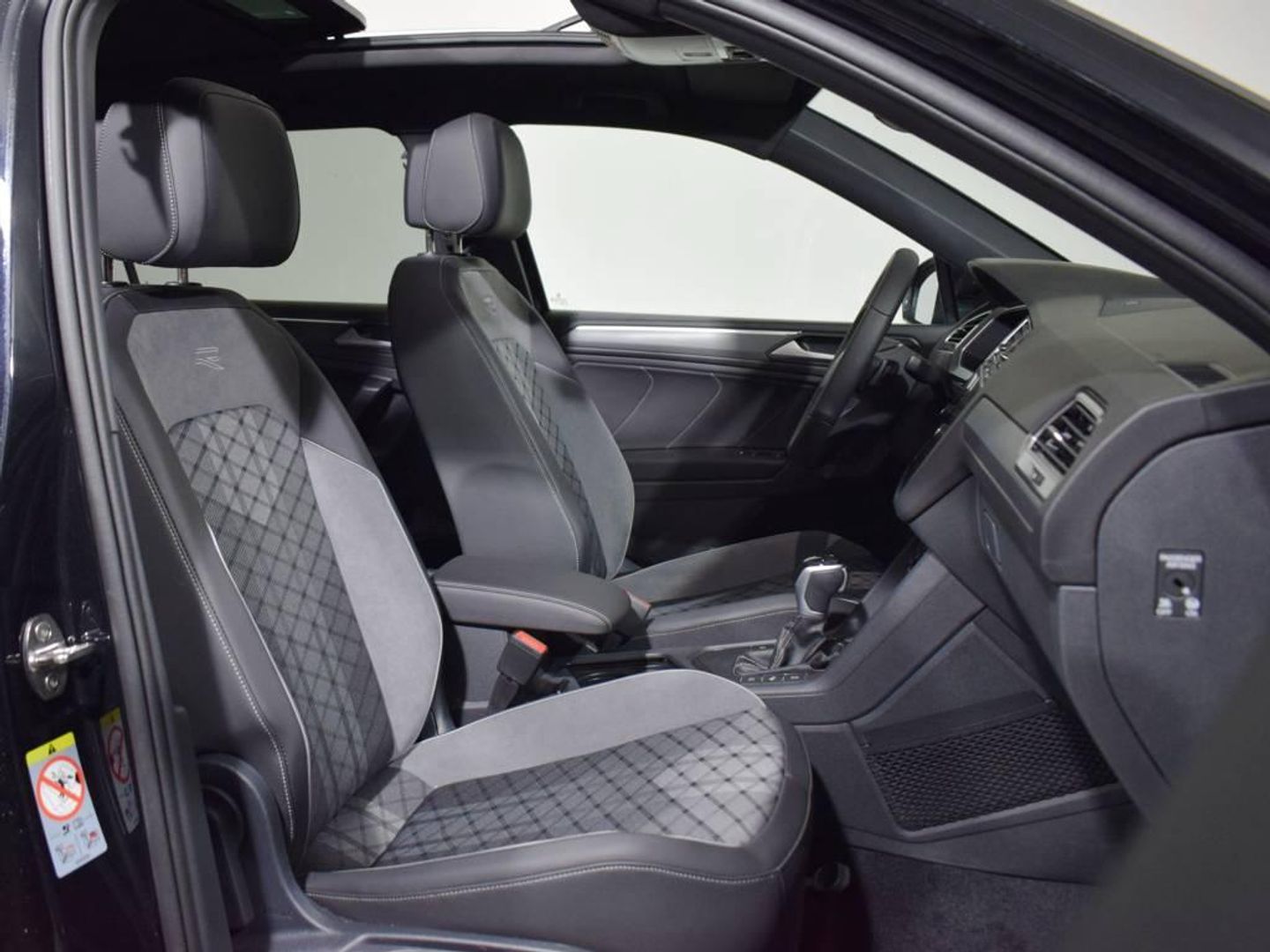 Volkswagen Tiguan Allspace R-Line 2.0 TDI 110 kW (150 CV) DSG Negro SUV