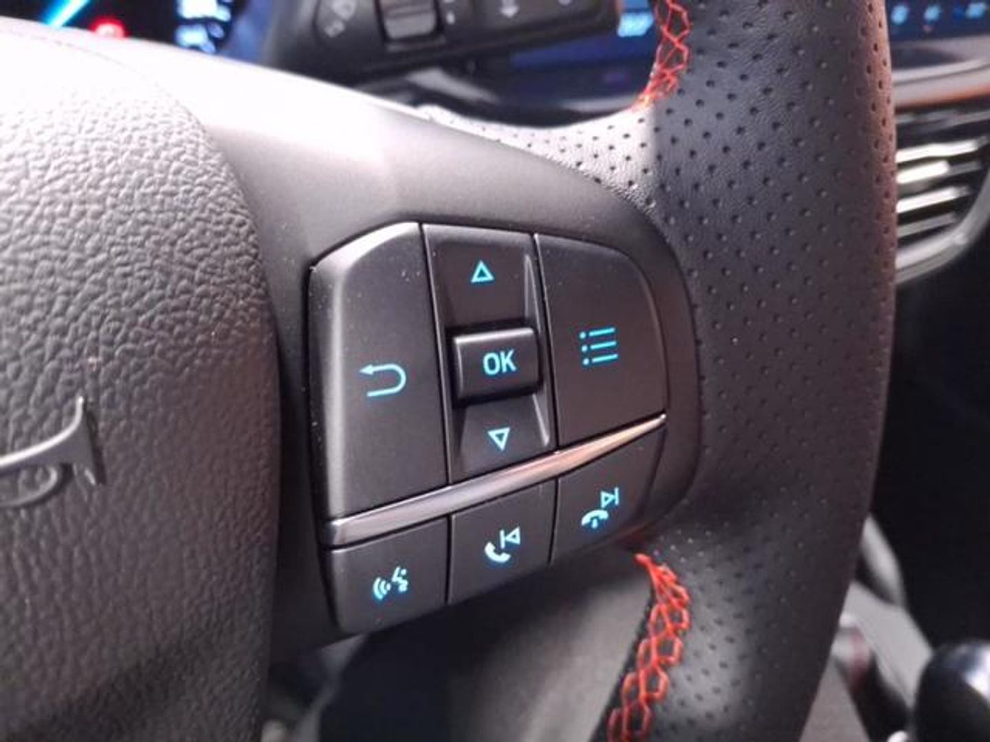 Ford Focus 1.0 Ecoboost MHEV ST-Line 92 kW (125 CV)