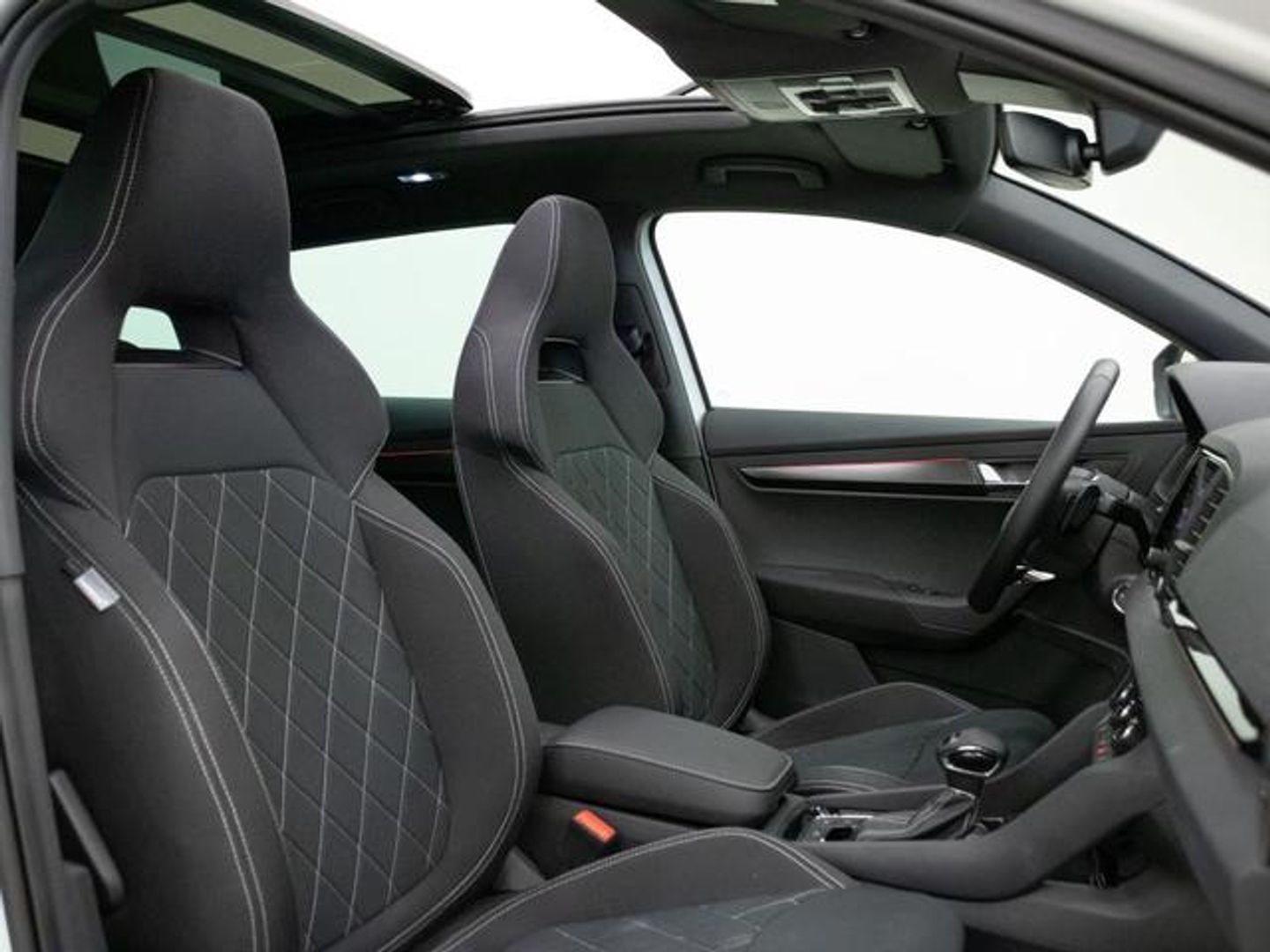 Skoda Karoq 1.5 TSI ACT Sportline DSG 110 kW (150 CV)