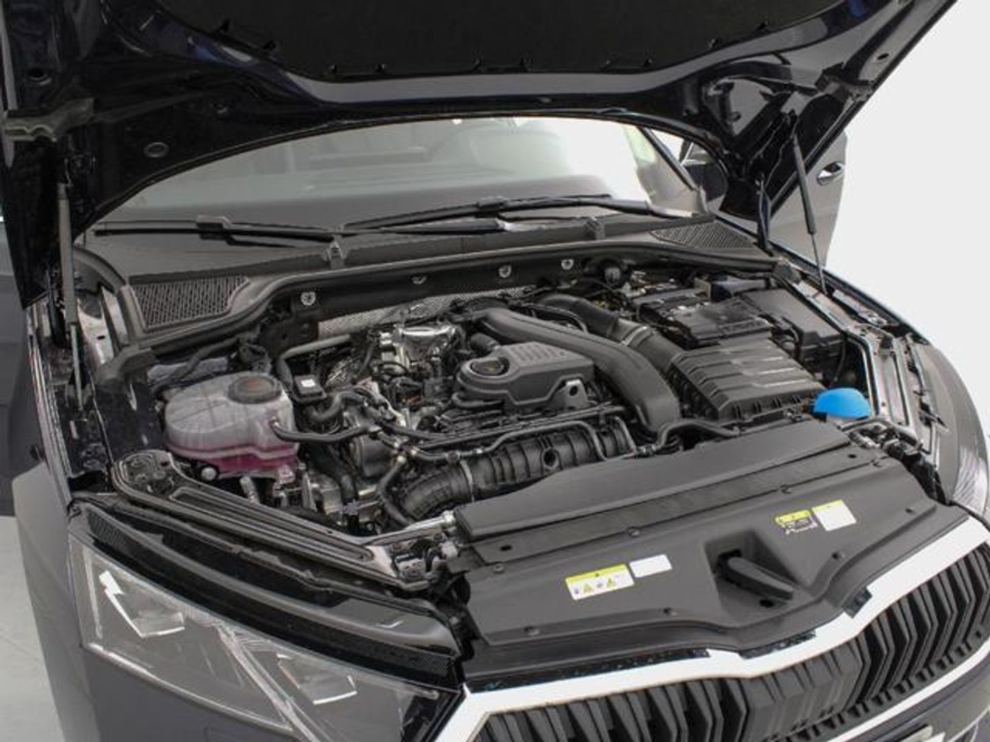 Skoda Octavia Combi 1.5 TSI m-HEV Design DSG 110 kW (150 CV)