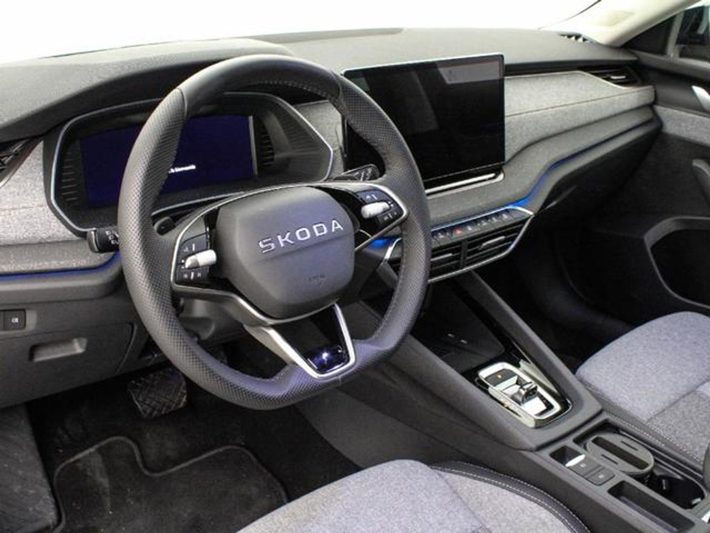 Skoda Octavia Combi 1.5 TSI m-HEV Design DSG 110 kW (150 CV)