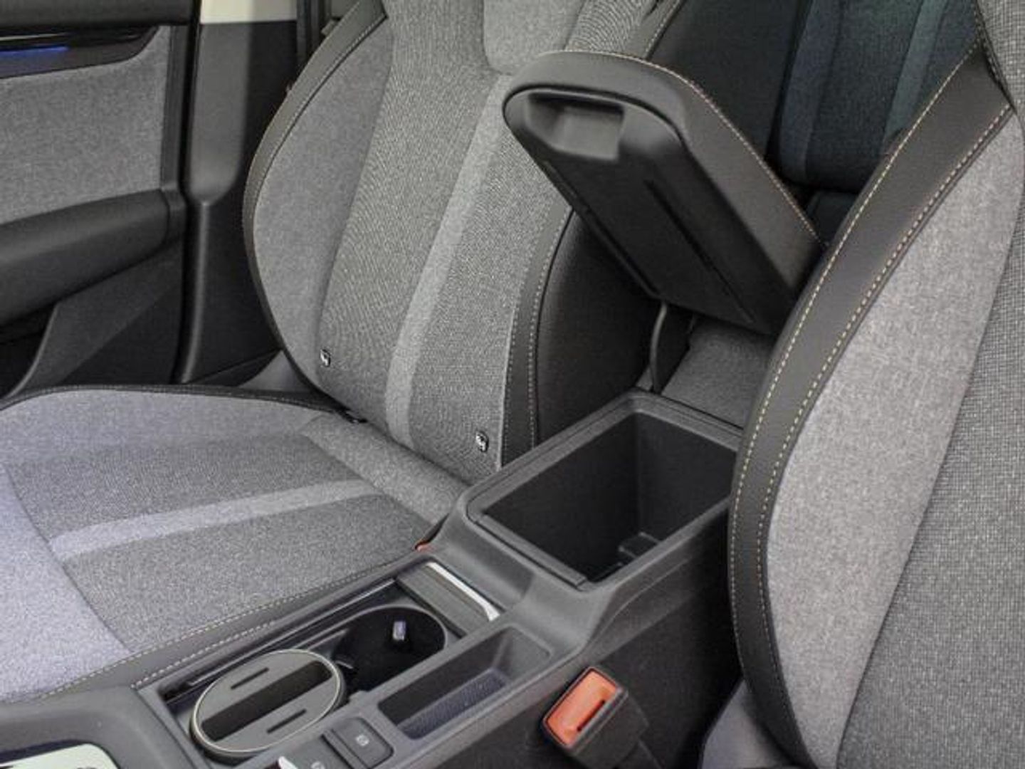 Skoda Octavia Combi 1.5 TSI m-HEV Design DSG 110 kW (150 CV)