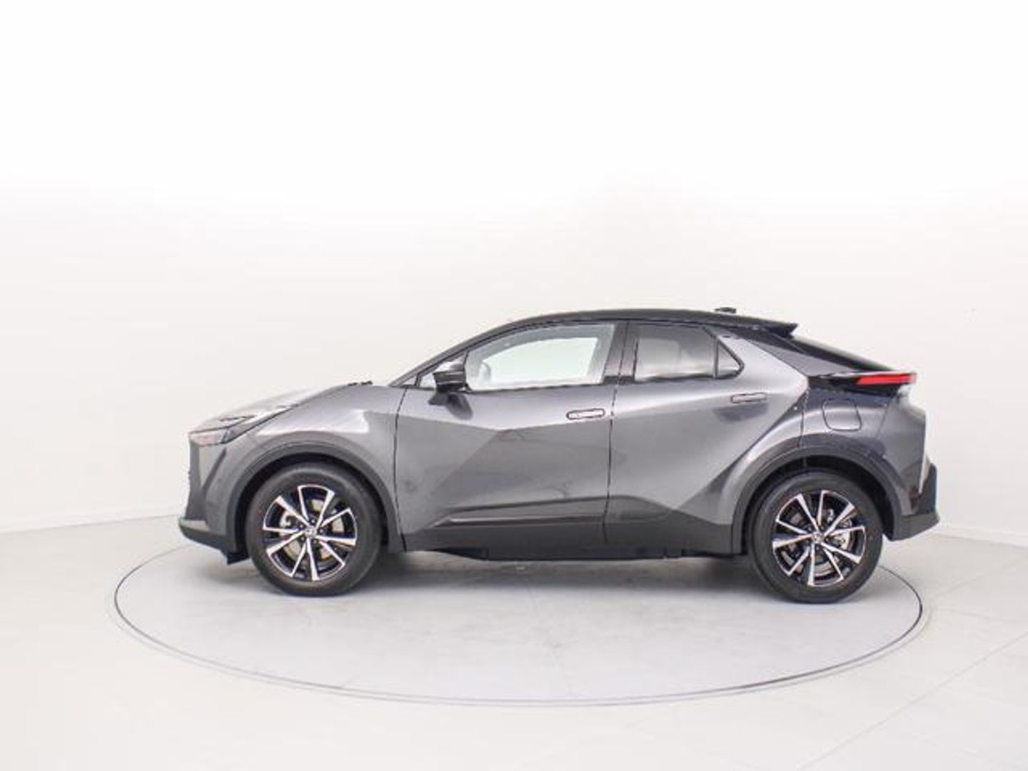 Toyota C-HR 220PH Advance 164 kW (223 CV)