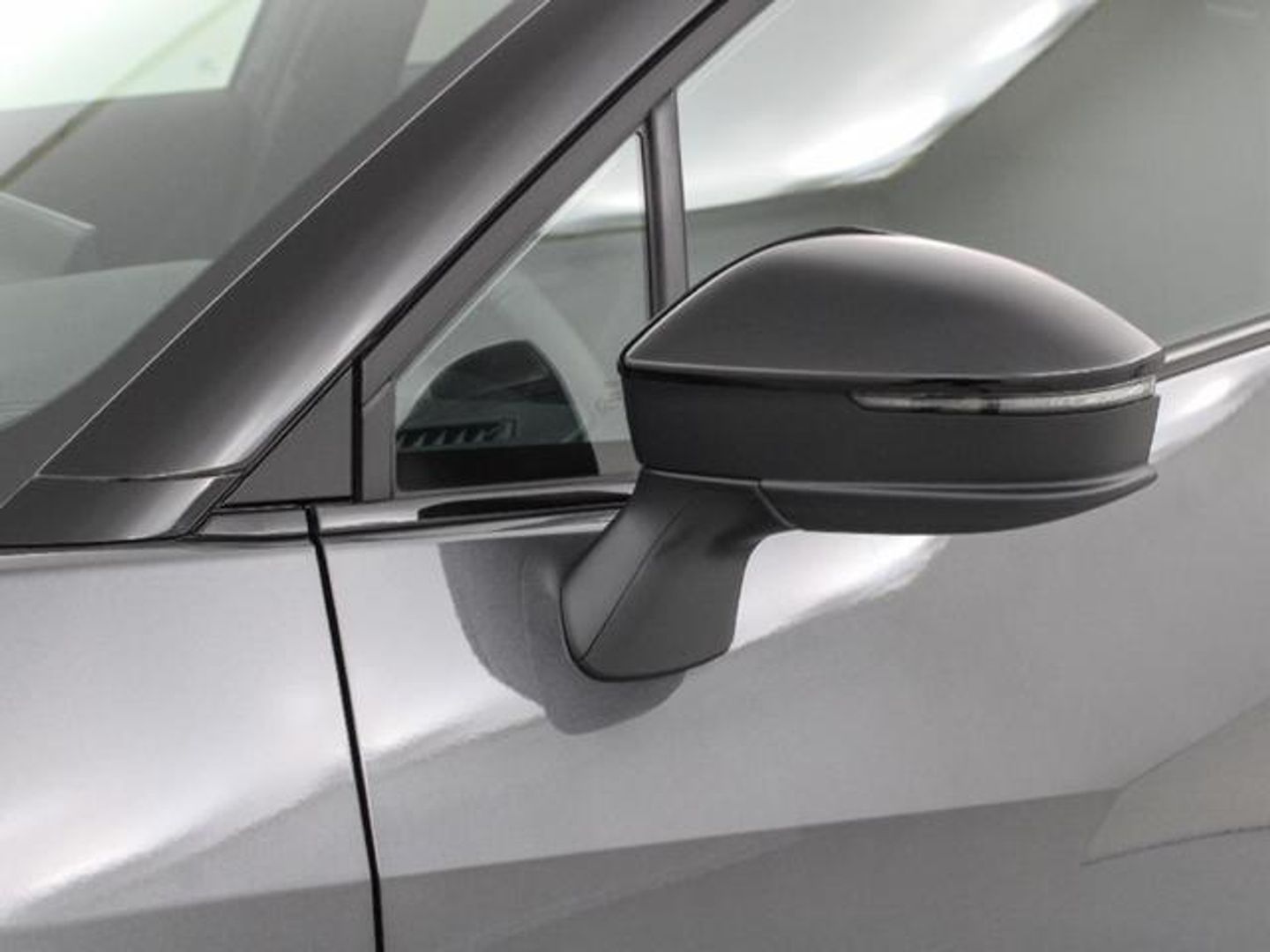 Toyota C-HR 220PH Advance 164 kW (223 CV)