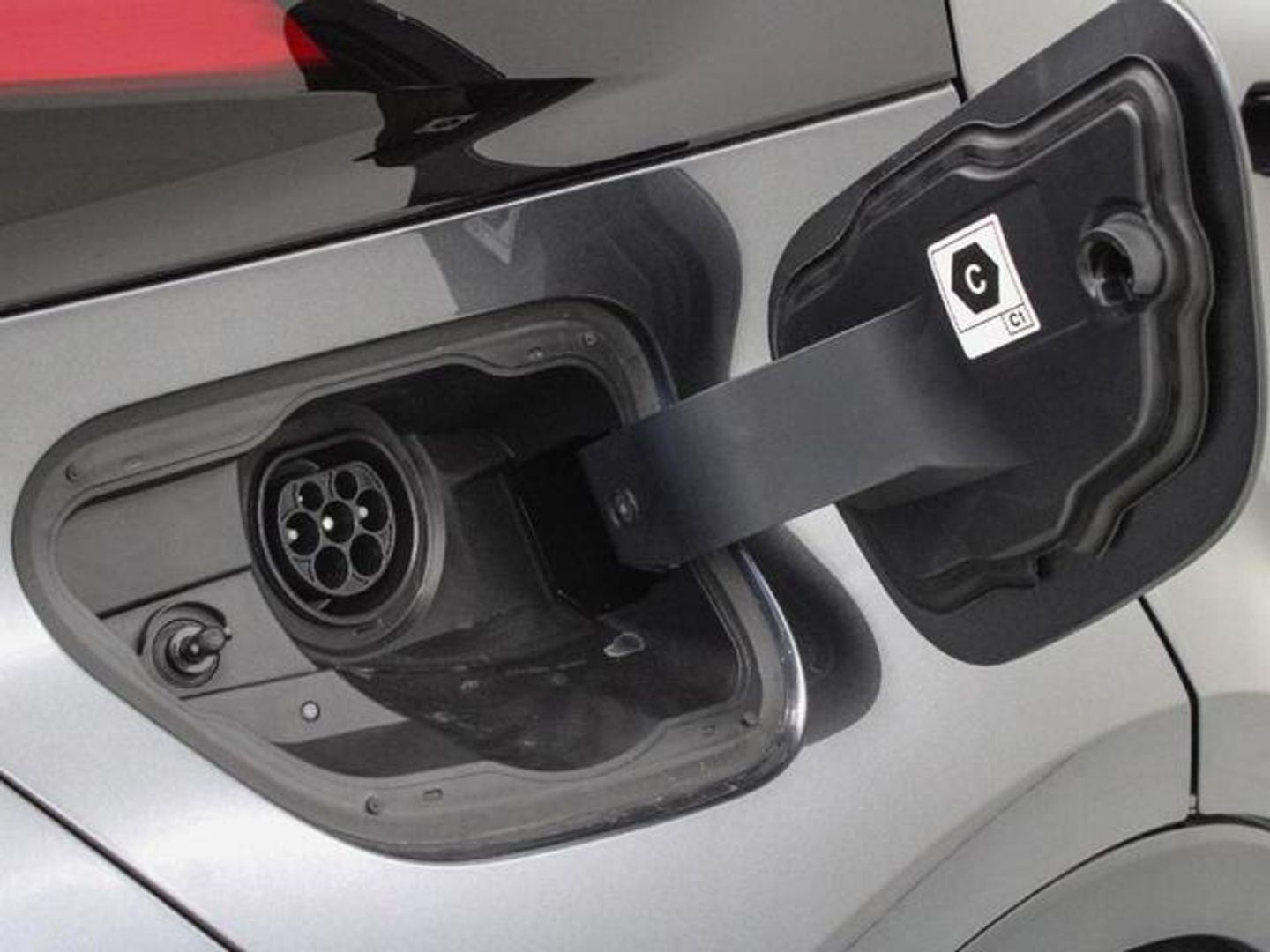 Toyota C-HR 220PH Advance 164 kW (223 CV)