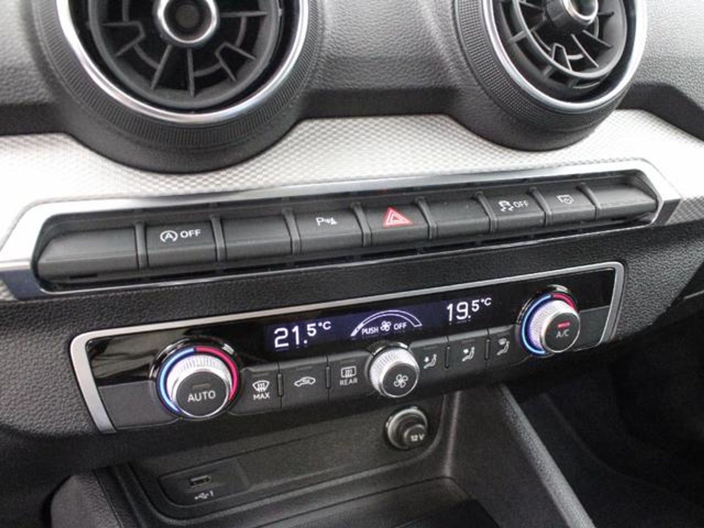 Audi Q2 Advanced 30 TDI 85 kW (116 CV) S tronic