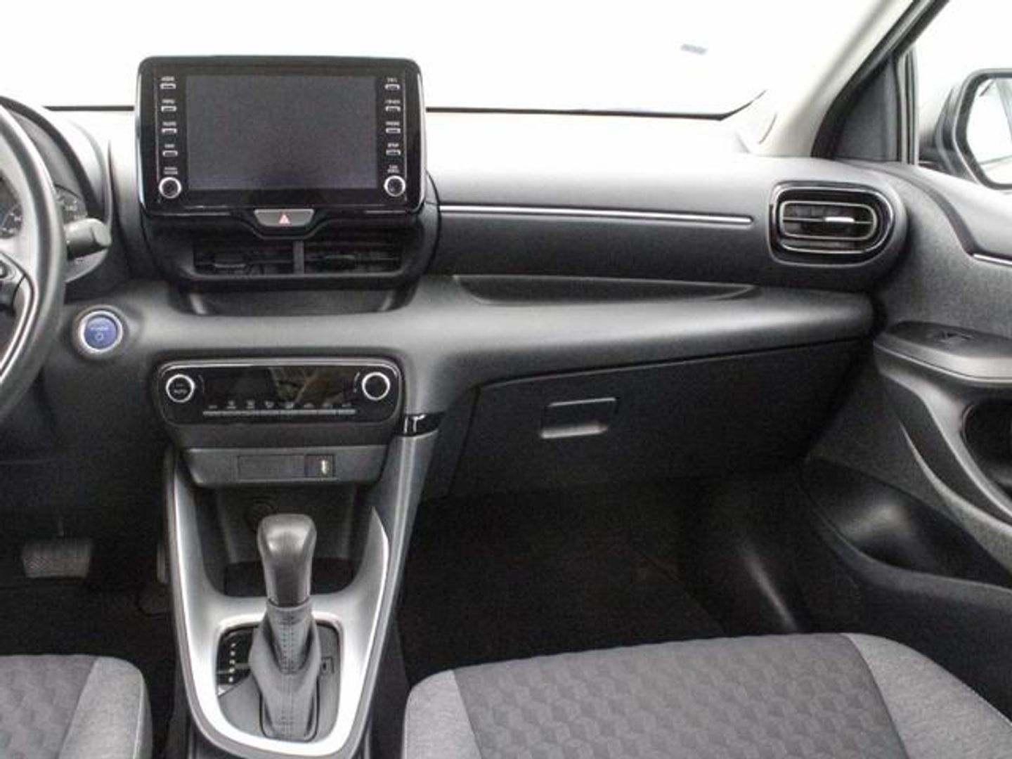 Toyota Yaris 120H Active Tech 85 kW (116 CV)