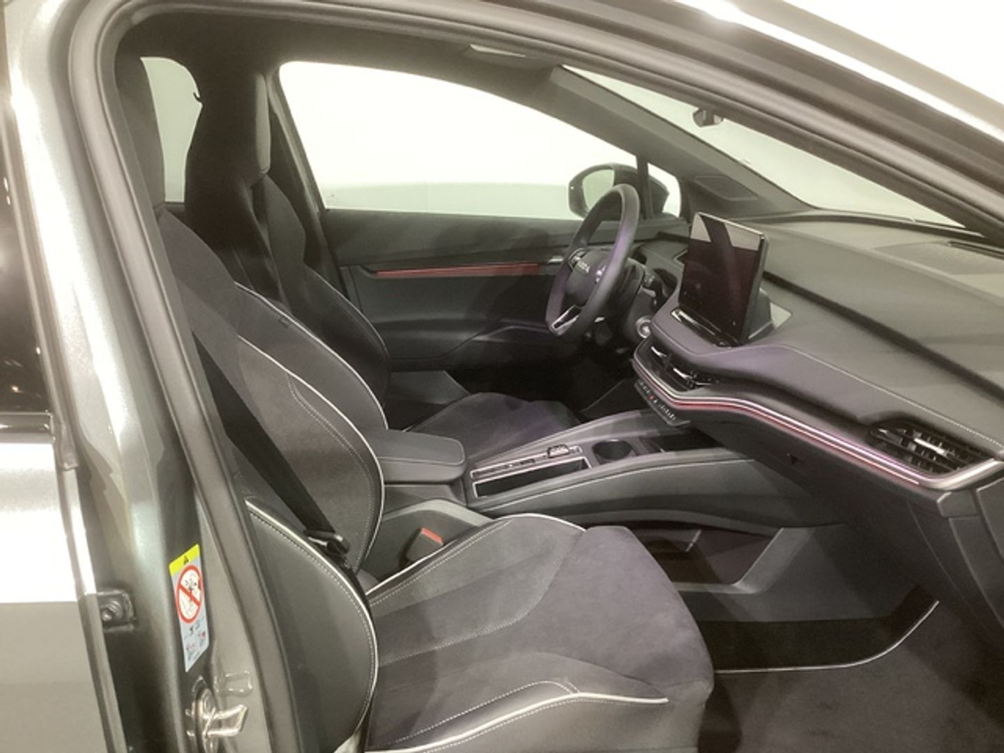 Skoda Elroq 63 kWh Sportline 150 kW (204 CV)