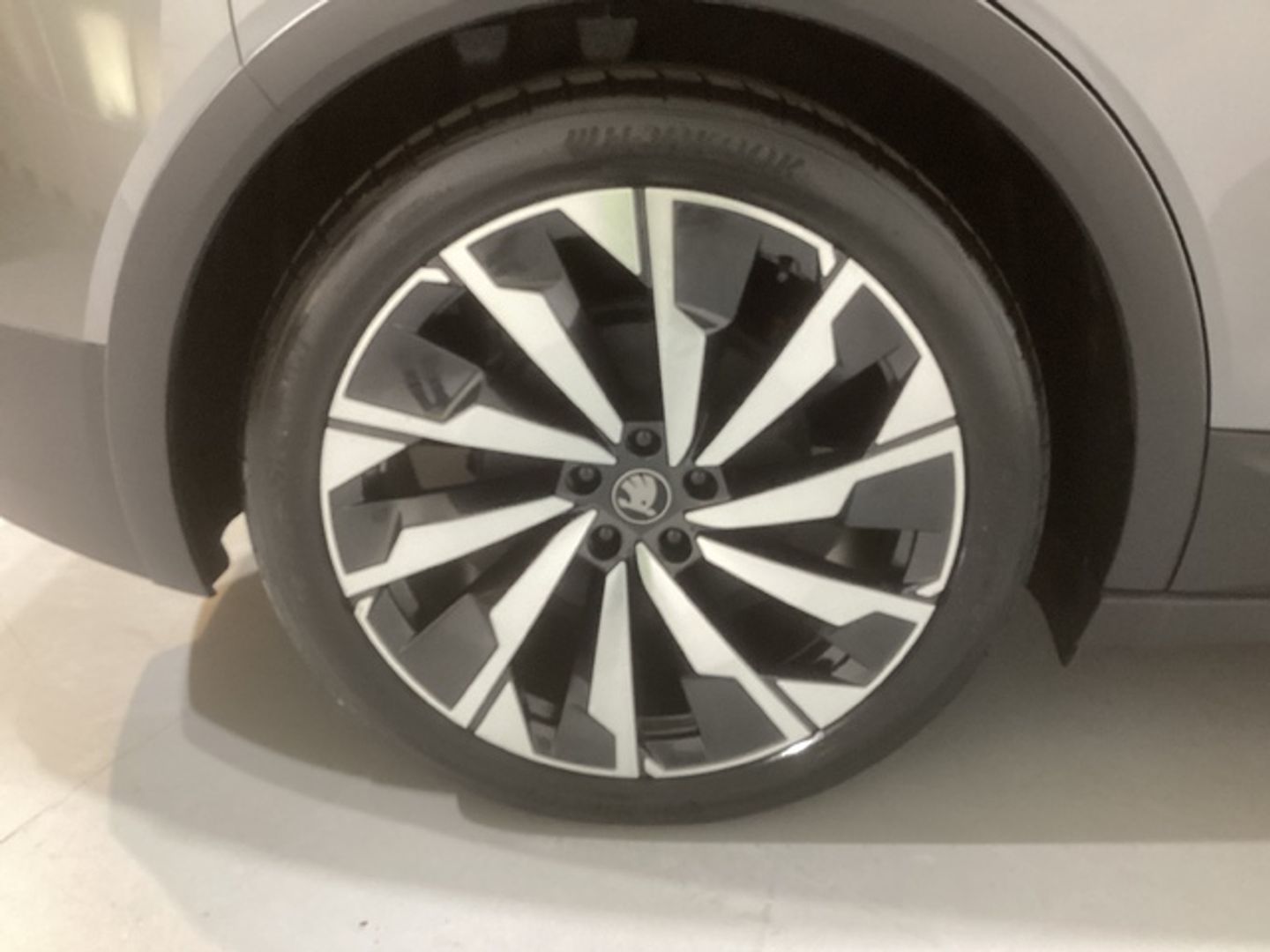 Skoda Elroq Sportline 85 82 kWh 210 kW (286 CV)