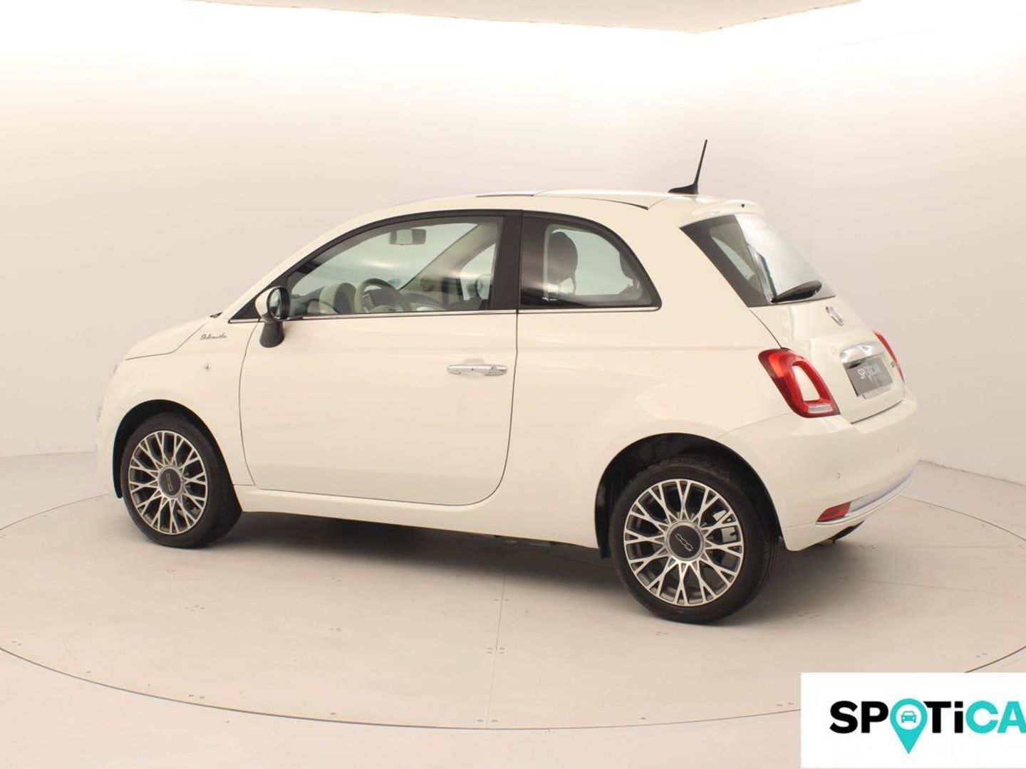 Fiat 500 1.0 Hybrid Dolcevita 51 kW (70 CV) Blanco Compact