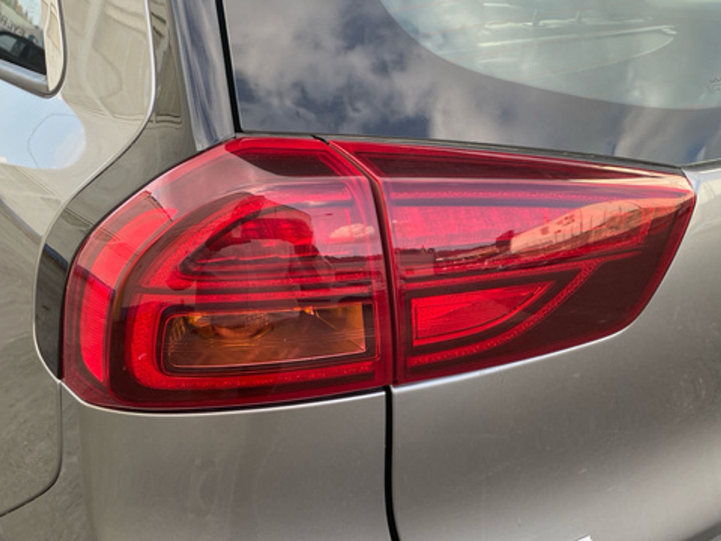 Kia Niro 1.6 GDi HEV Híbrido Drive 104 kW (141 CV)