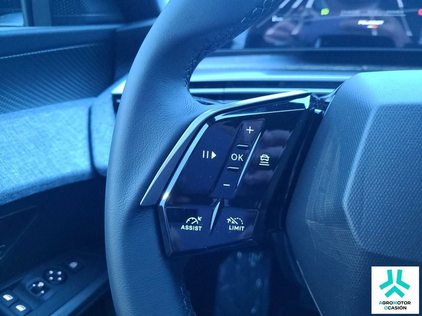 Peugeot 3008 Hybrid 145 Allure eDCS6 107 kW (145 CV)