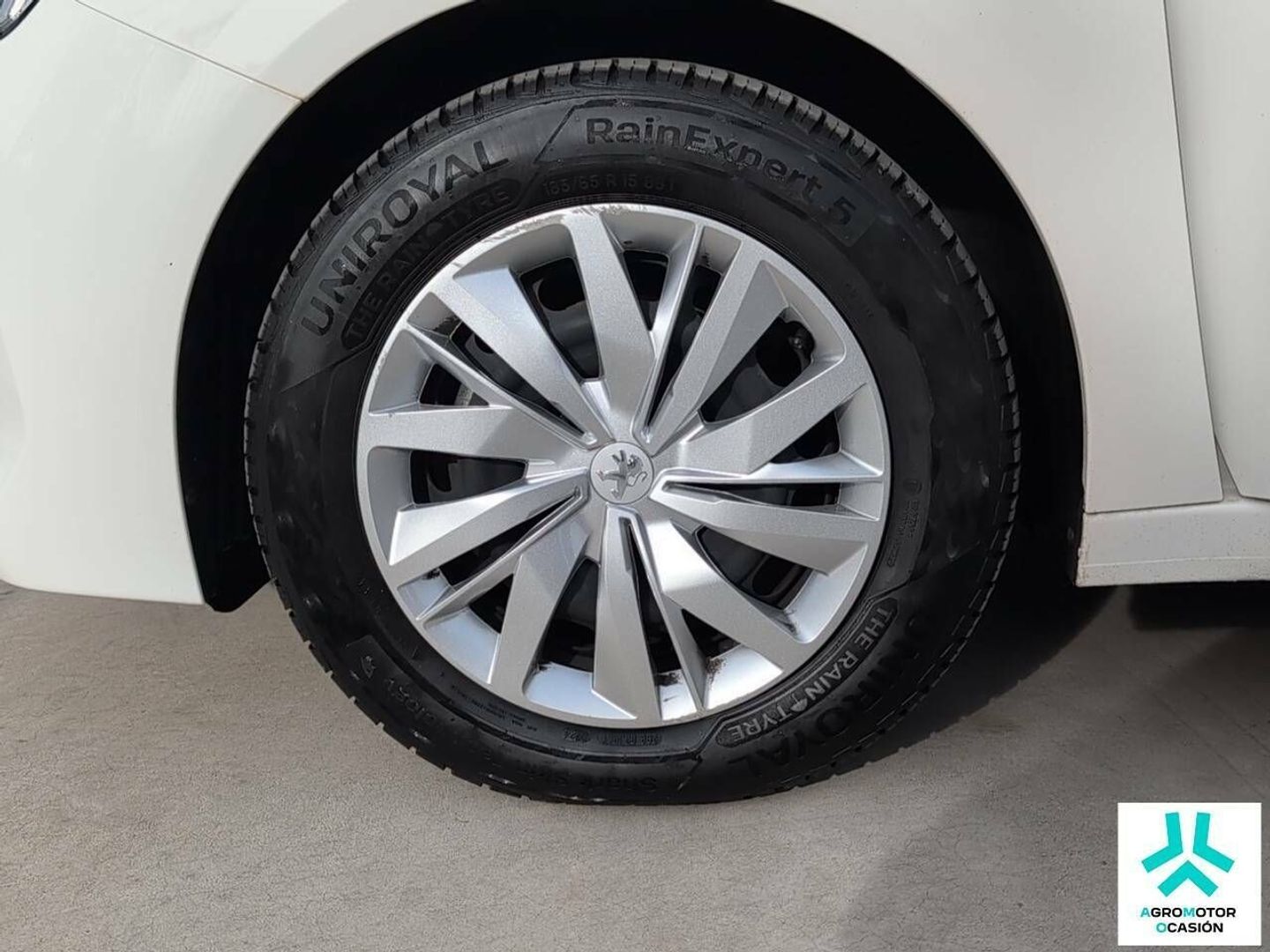 Peugeot 208 BlueHDi 100 Active 75 kW (100 CV)