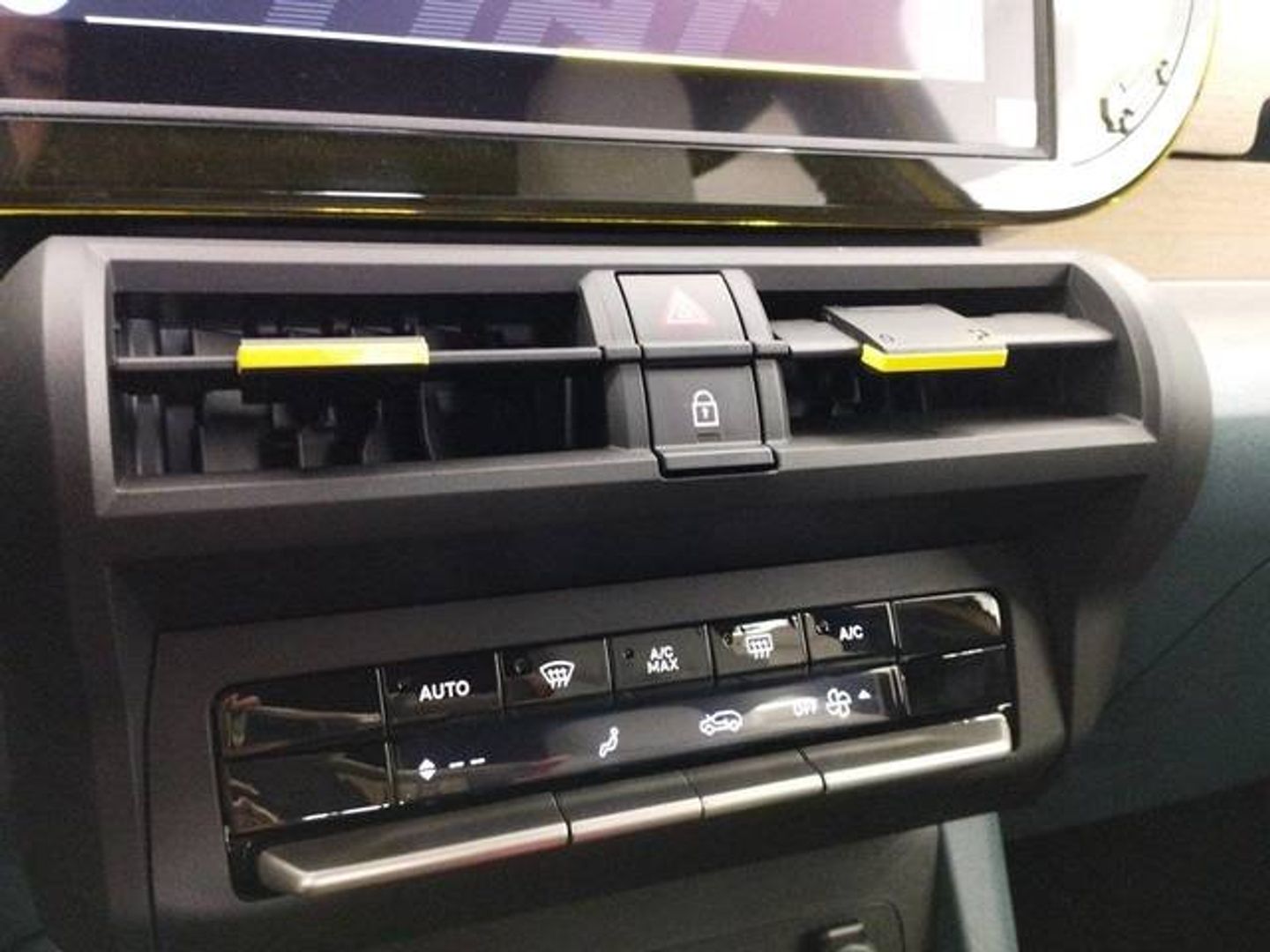 Fiat Grande Panda La Prima MHEV 74 kW (100 CV)