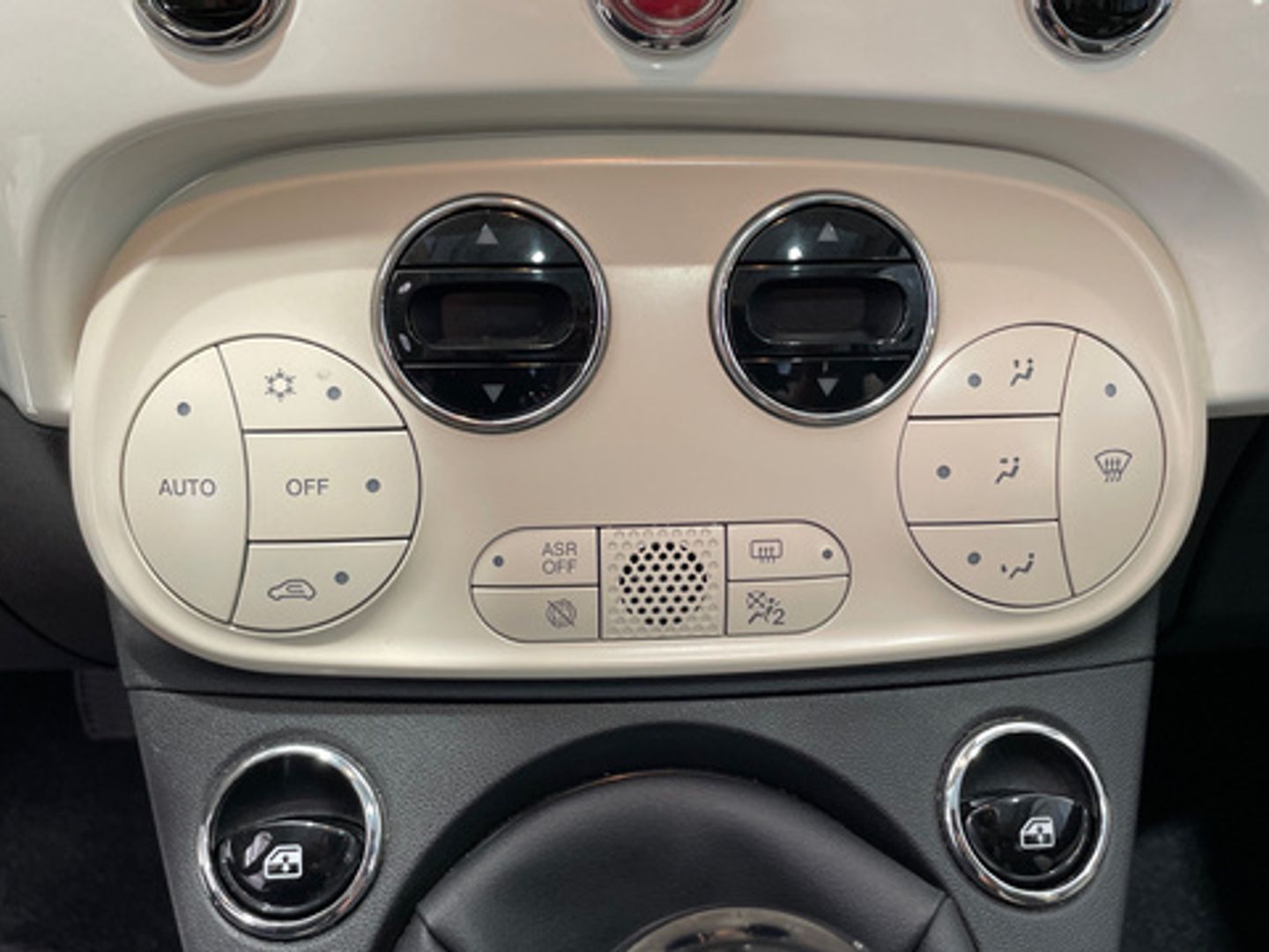 Fiat 500 1.0 Hybrid Dolcevita 51 kW (70 CV) Blanco Compact