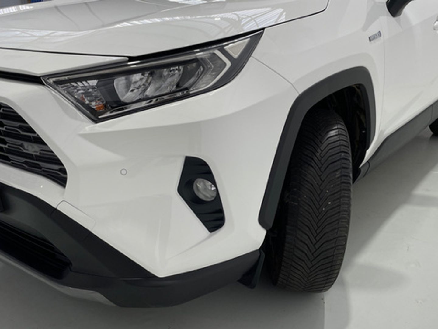 Toyota Rav4 2.5l hybrid Advance 4WD 163 kW (222 CV)