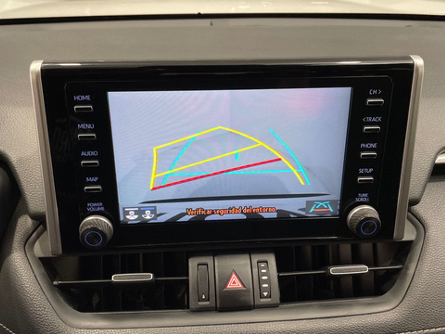 Toyota Rav4 2.5l hybrid Advance 4WD 163 kW (222 CV)