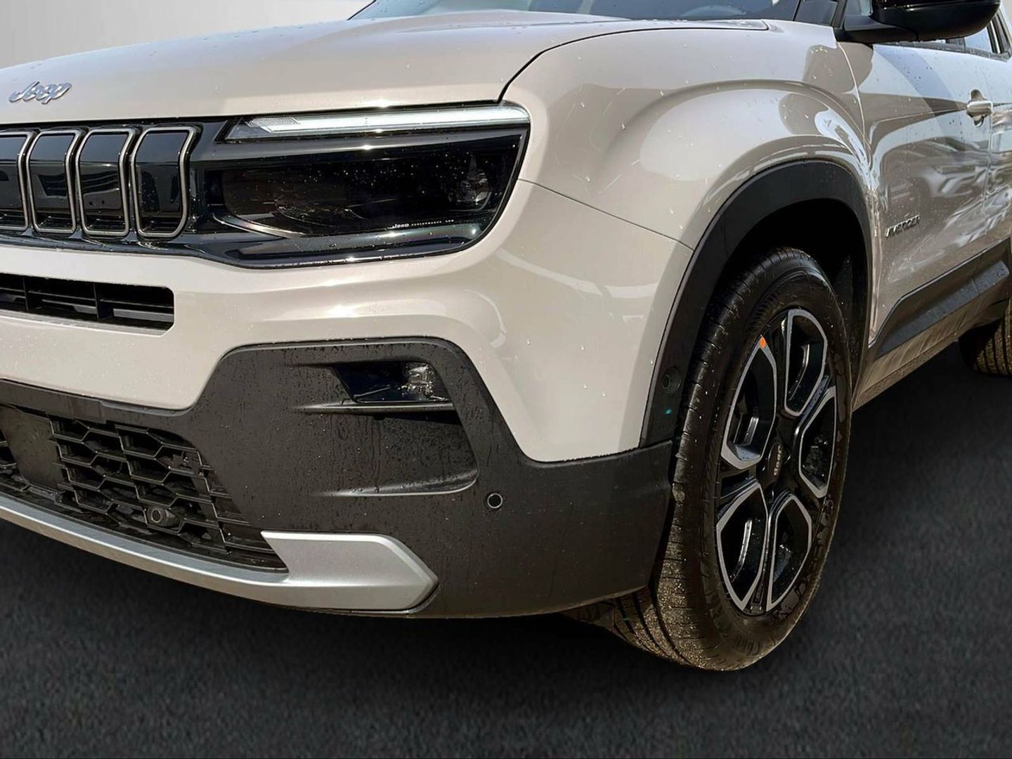 Jeep Avenger 1.2 eHybrid Summit 74 kW (100 CV)