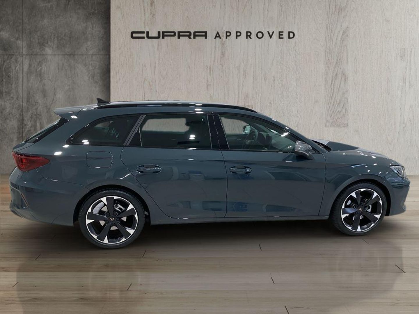 CUPRA Leon Sportstourer 1.5 eTSI DSG 110 kW (150 CV)