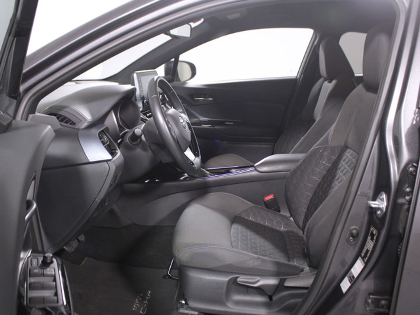 Toyota C-HR 1.8 125H Advance 90 kW (122 CV)