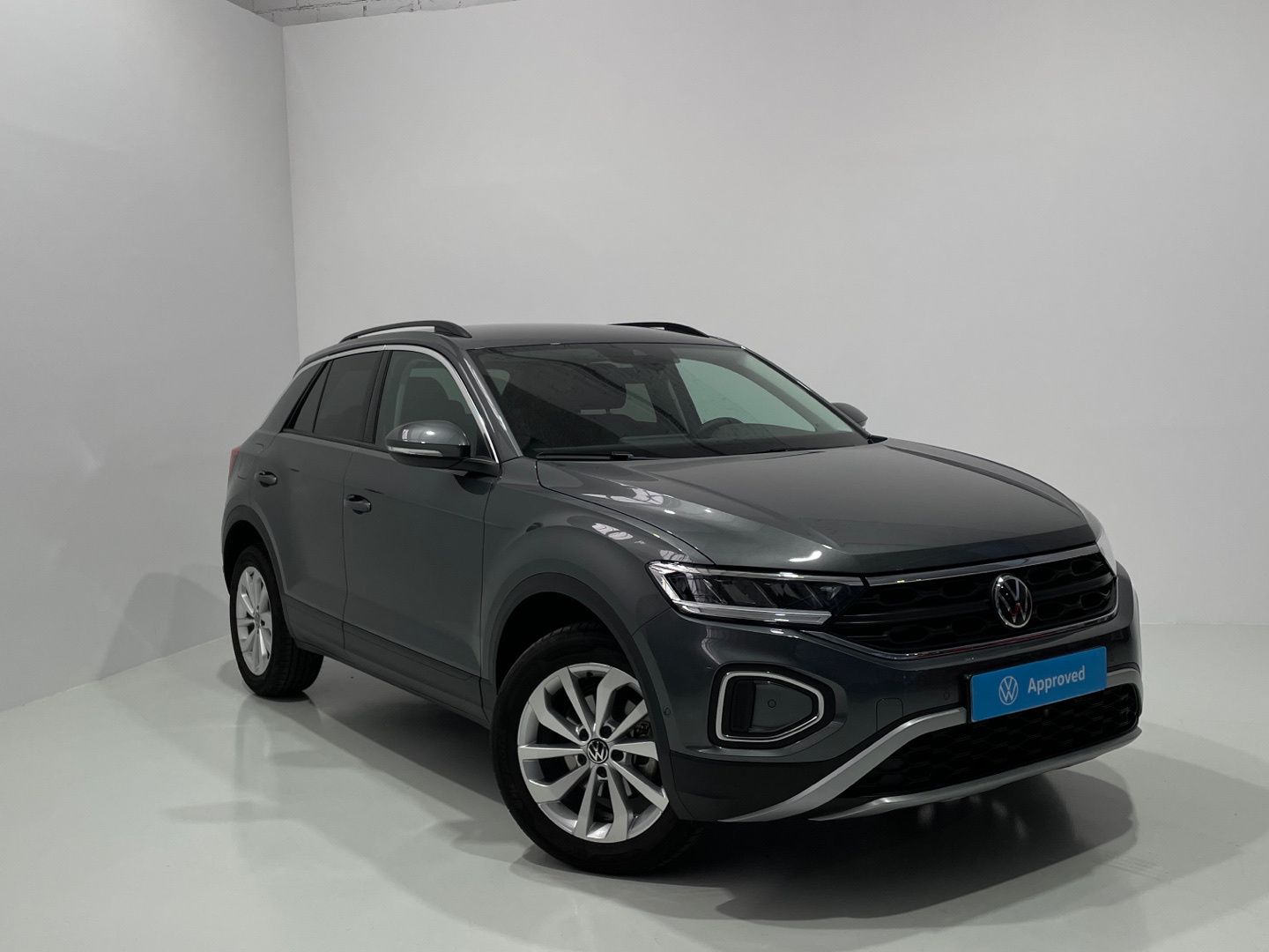 Volkswagen T-Roc ``Más`` 1.0 TSI 81 kW (110 CV) Gris SUV