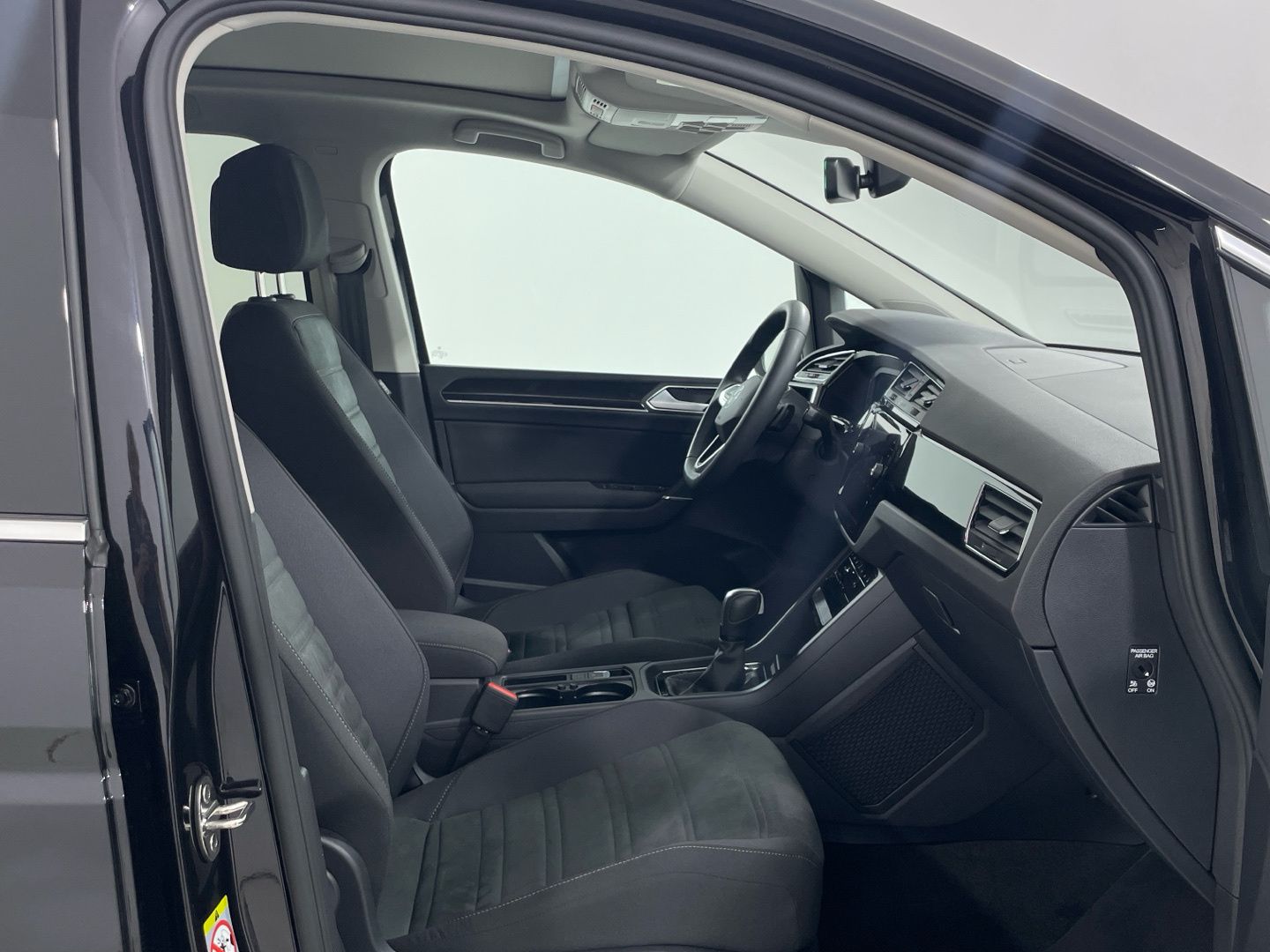 Volkswagen Touran R-Line 1.5 TSI 110 kW (150 CV) DSG