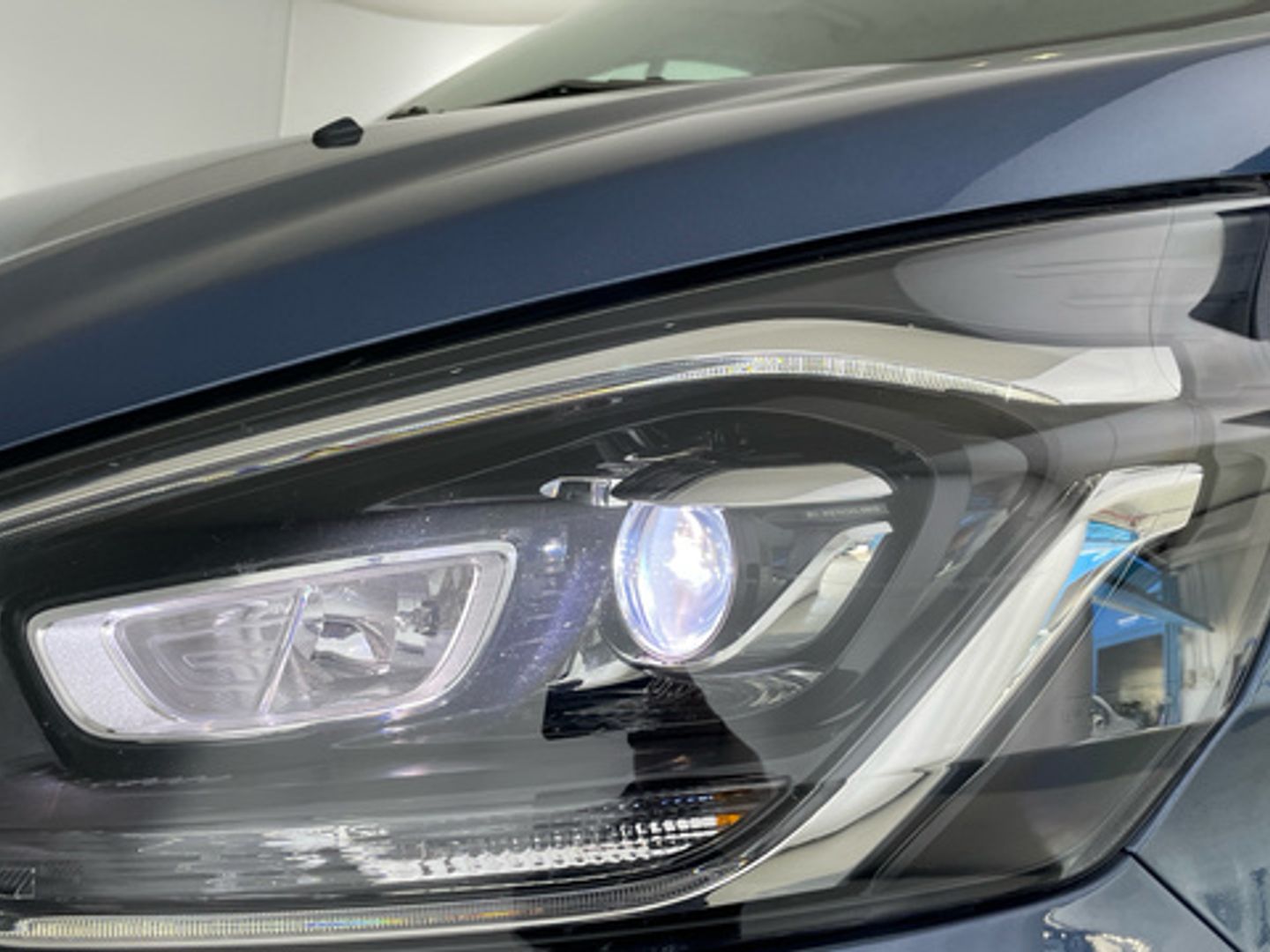 Ford Tourneo Custom 2.0 Ecoblue L1 Titanium Auto 136 kW (185 CV)