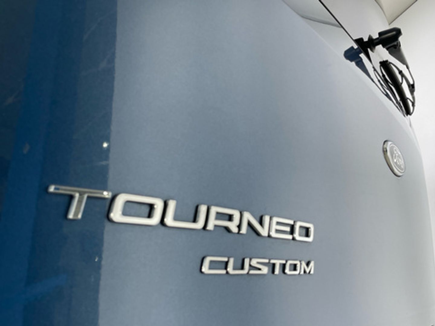 Ford Tourneo Custom 2.0 Ecoblue L1 Titanium Auto 136 kW (185 CV)