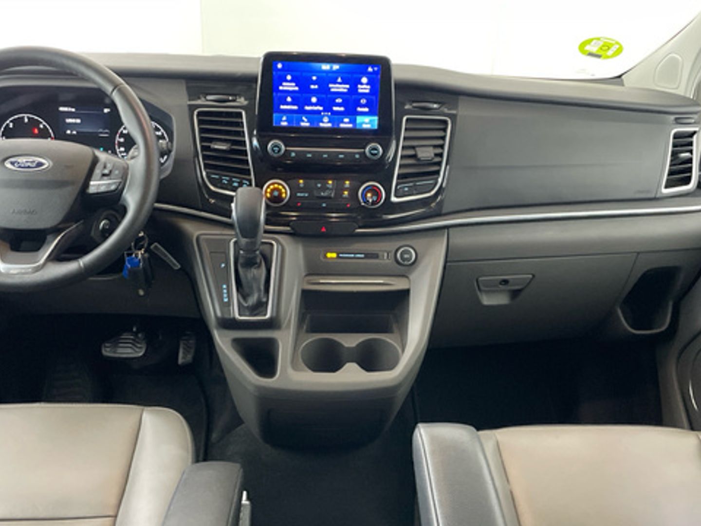 Ford Tourneo Custom 2.0 Ecoblue L1 Titanium Auto 136 kW (185 CV)