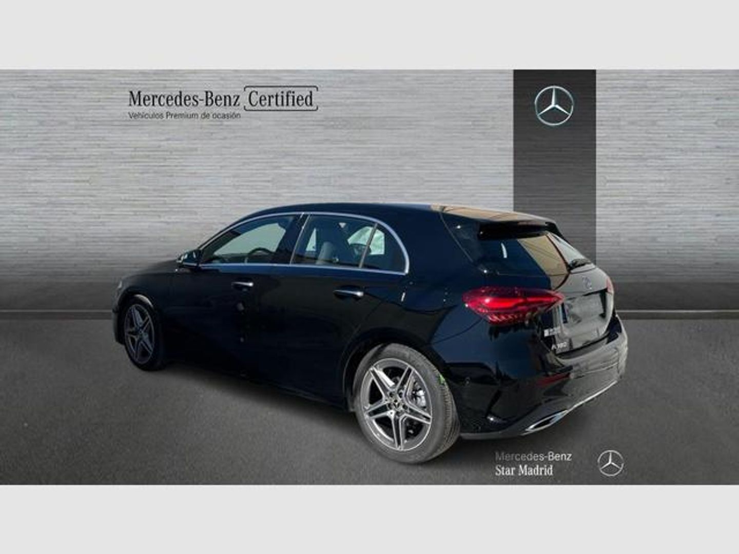 Mercedes-Benz Clase A Compacto 180 100 kW (136 CV) Negro Compact