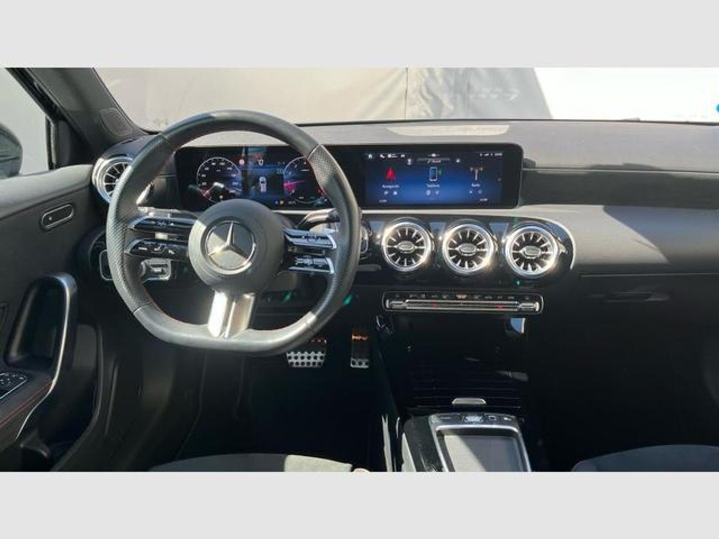 Mercedes-Benz Clase A Compacto 180 100 kW (136 CV) Negro Compact