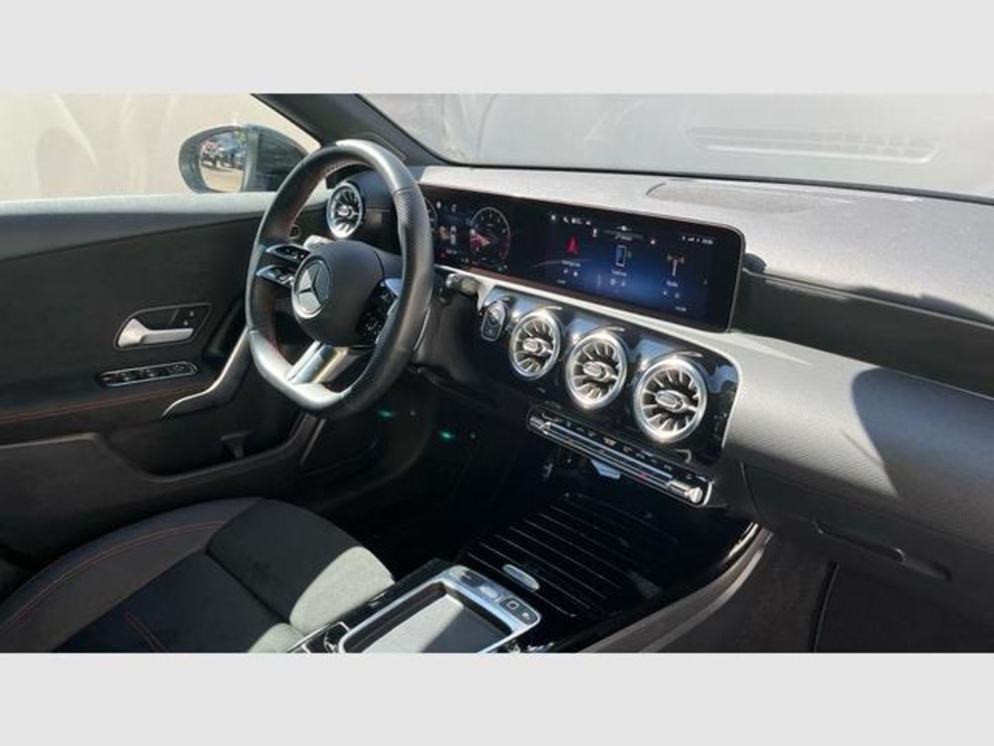 Mercedes-Benz Clase A Compacto 180 100 kW (136 CV) Negro Compact