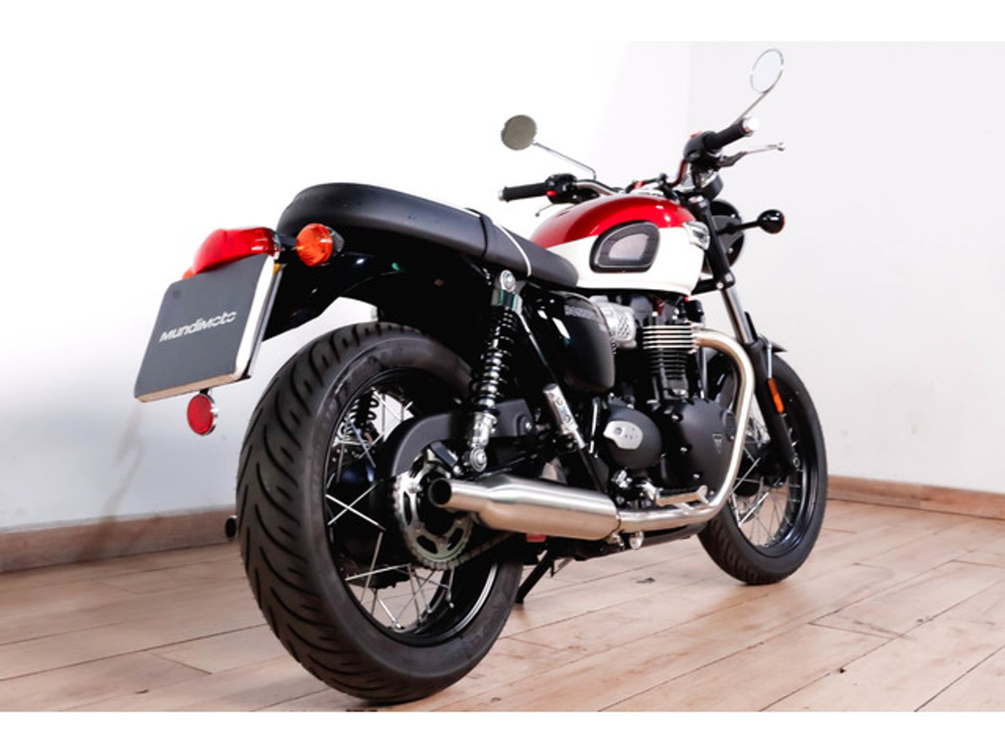 Triumph Bonneville T 100