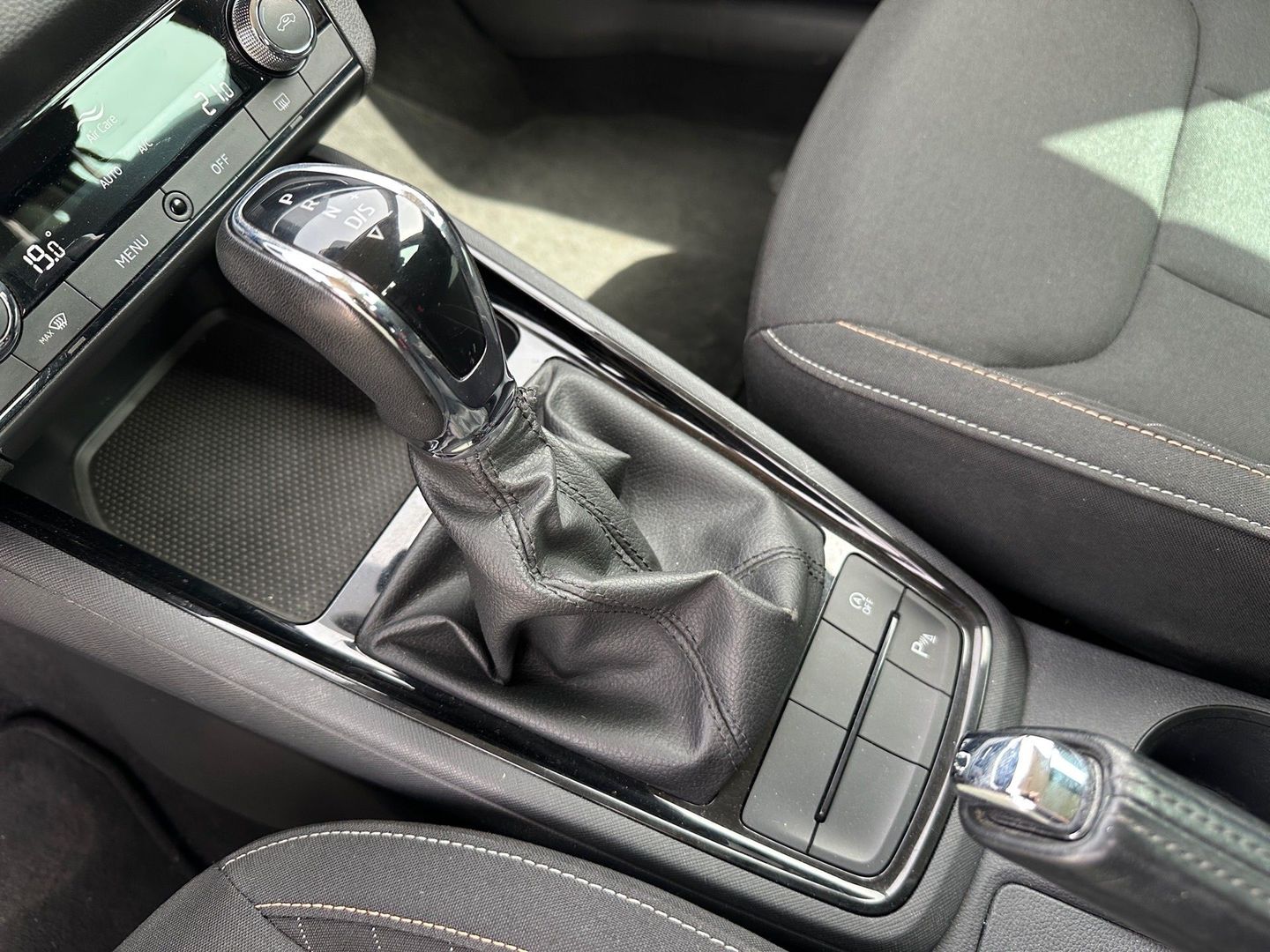 Skoda Kamiq 1.0 TSI Emotion DSG 81 kW (110 CV)