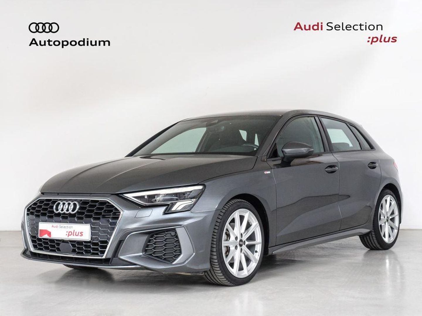 Audi A3 Sportback S line 35 TFSI 110 kW (150 CV) S tronic Gris Compact