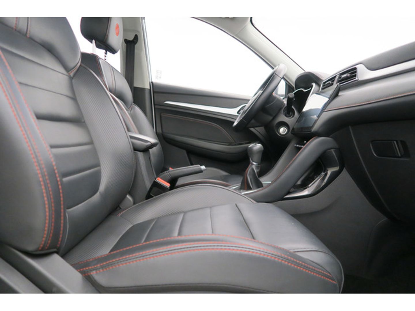 MG ZS 1.5 Luxury 78 kW (106 CV)