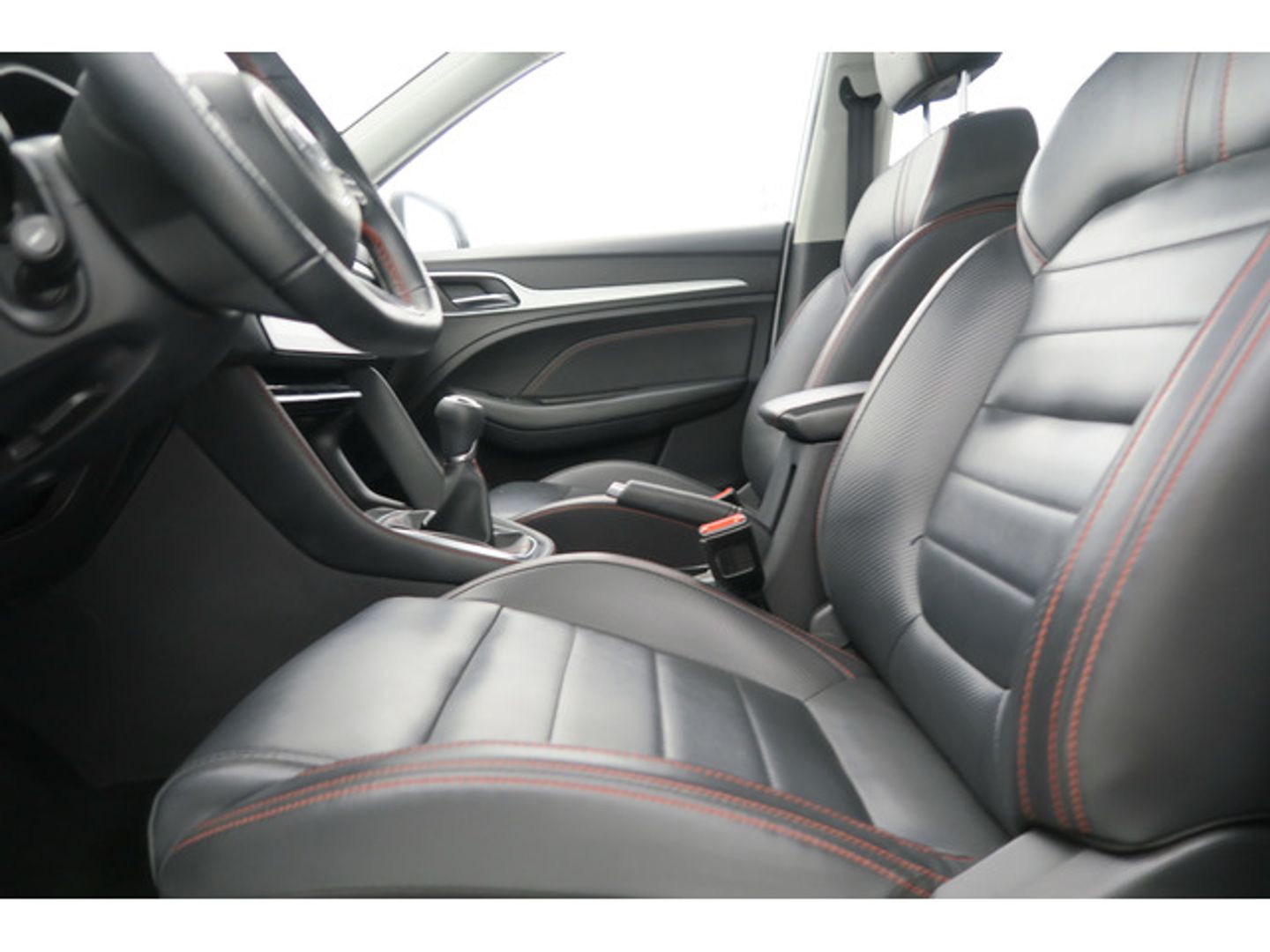 MG ZS 1.5 Luxury 78 kW (106 CV)