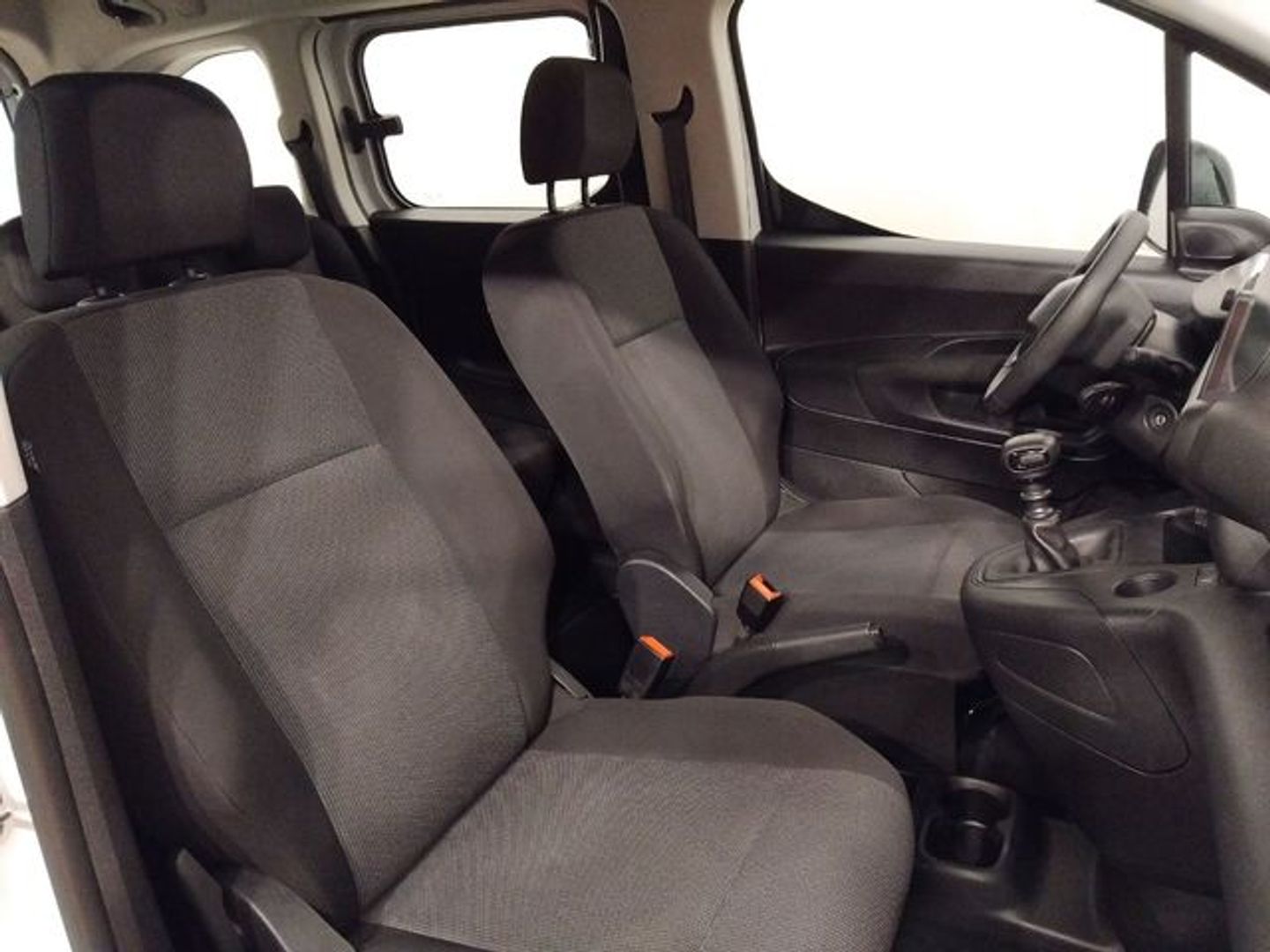Peugeot Rifter BlueHDi 100 Active Pack Standard 73 kW (100 CV)