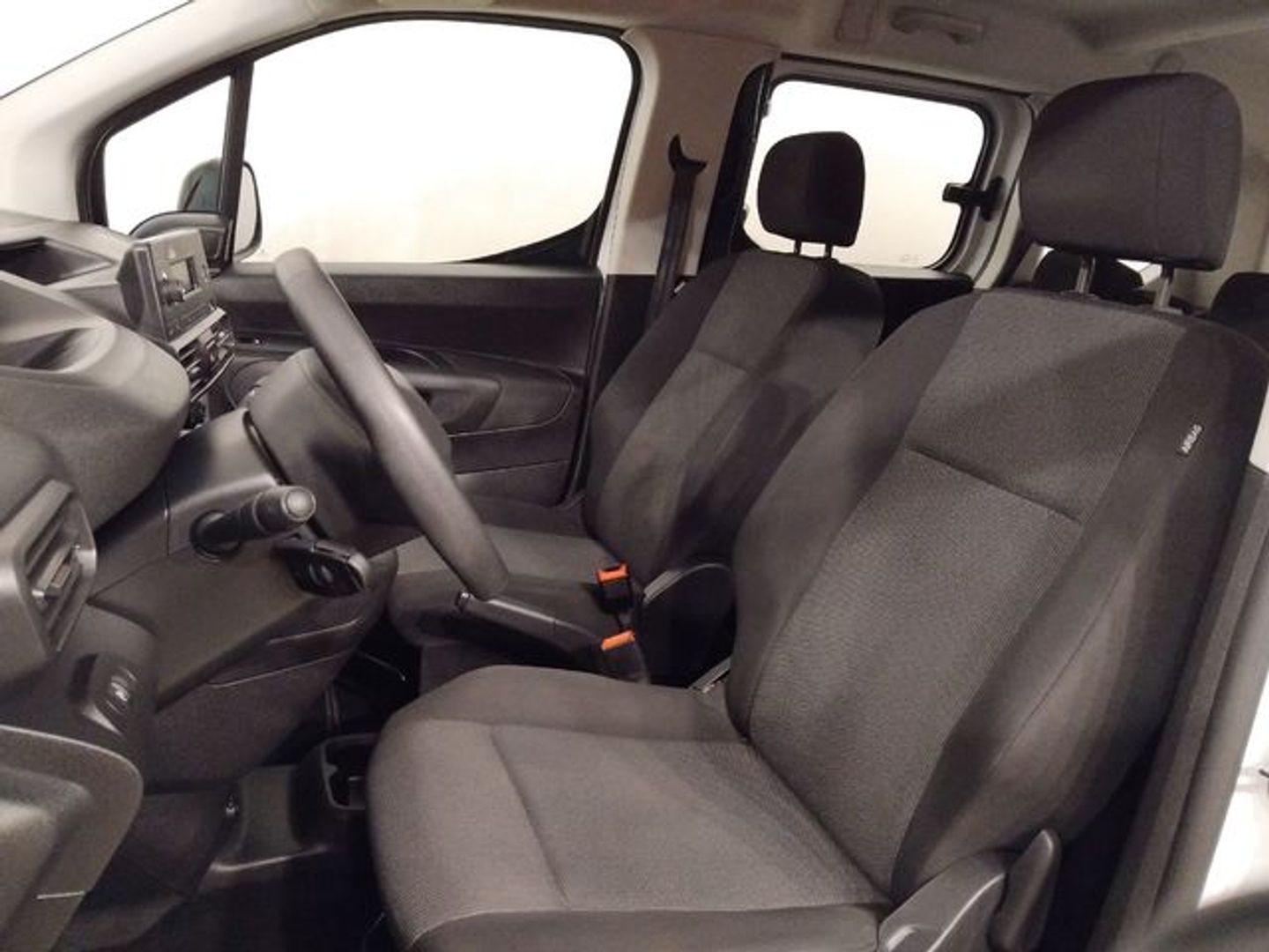 Peugeot Rifter BlueHDi 100 Active Pack Standard 73 kW (100 CV)