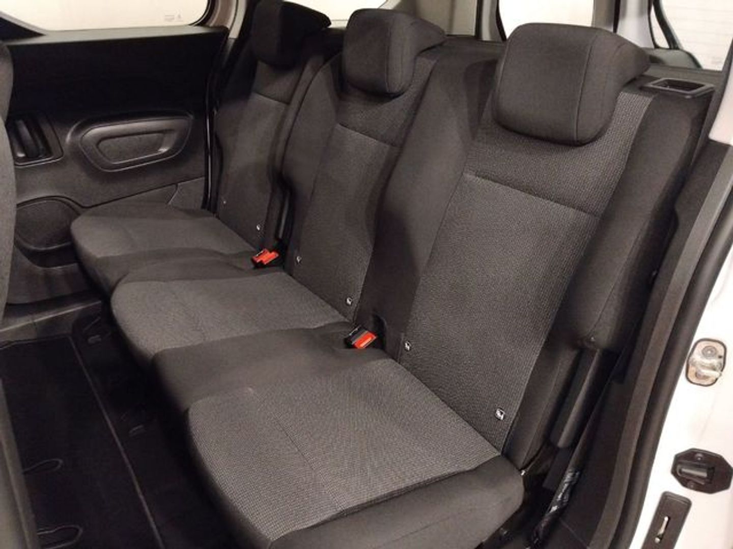 Peugeot Rifter BlueHDi 100 Active Pack Standard 73 kW (100 CV)