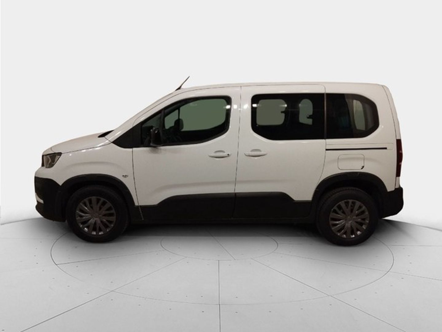 Peugeot Rifter BlueHDi 100 Active Pack Standard 73 kW (100 CV)