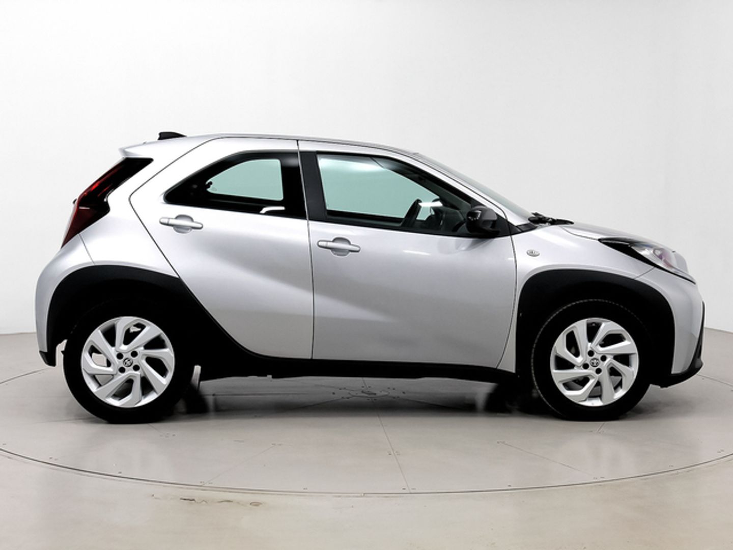 Toyota Aygo X Cross 1.0 VVT-I Play 53 kW (72 CV)