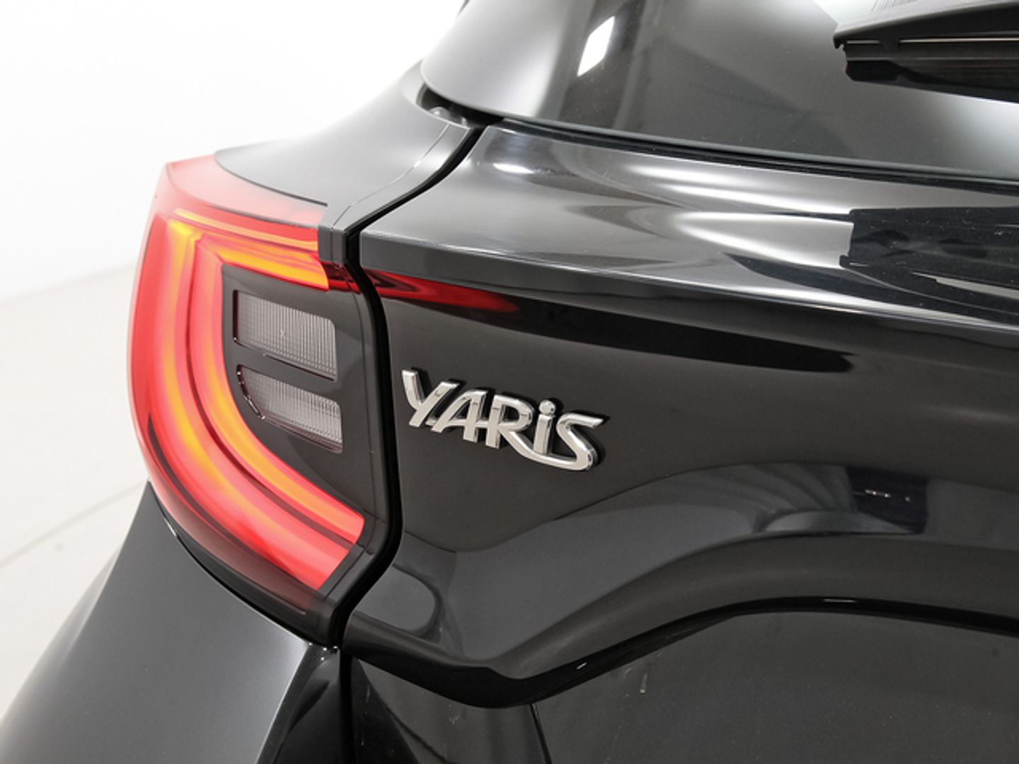Toyota Yaris 120H Active Plus 85 kW (116 CV)