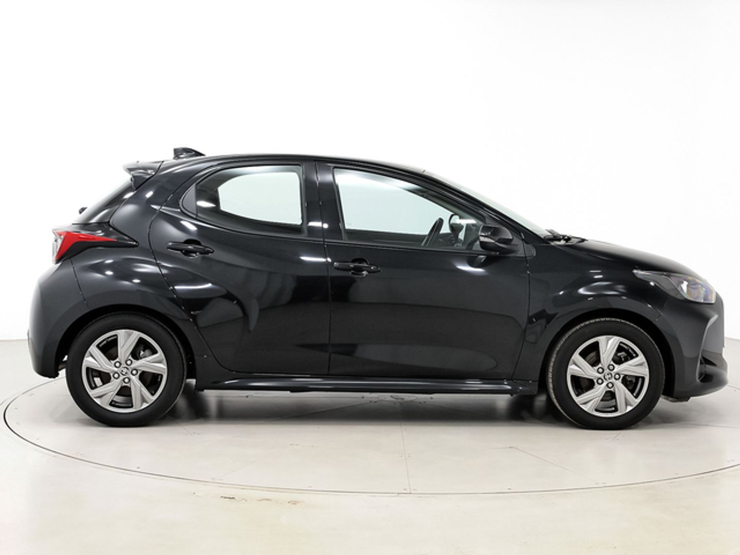 Toyota Yaris 120H Active Plus 85 kW (116 CV)