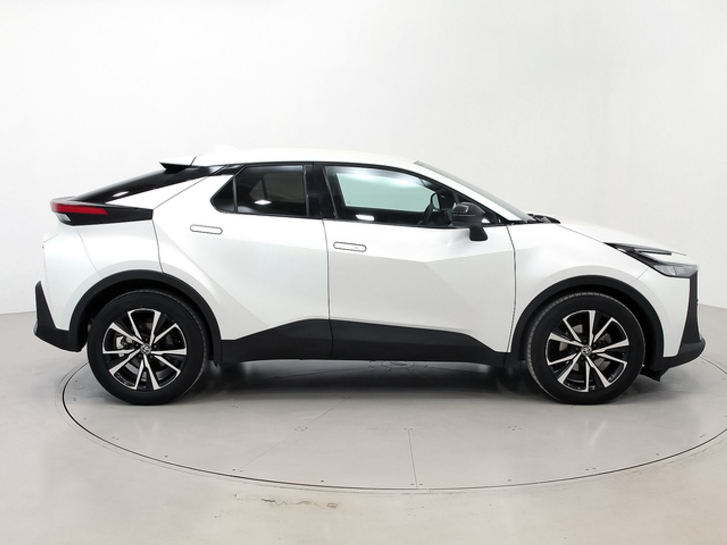 Toyota C-HR 140H Advance 103 kW (140 CV)