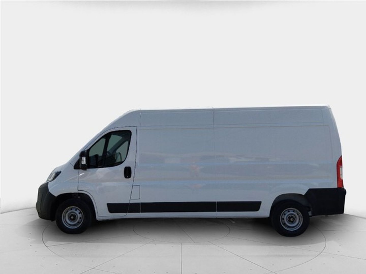 Citroen Jumper Furgon BlueHDi 140 35 L3H2 103 kW (140 CV)