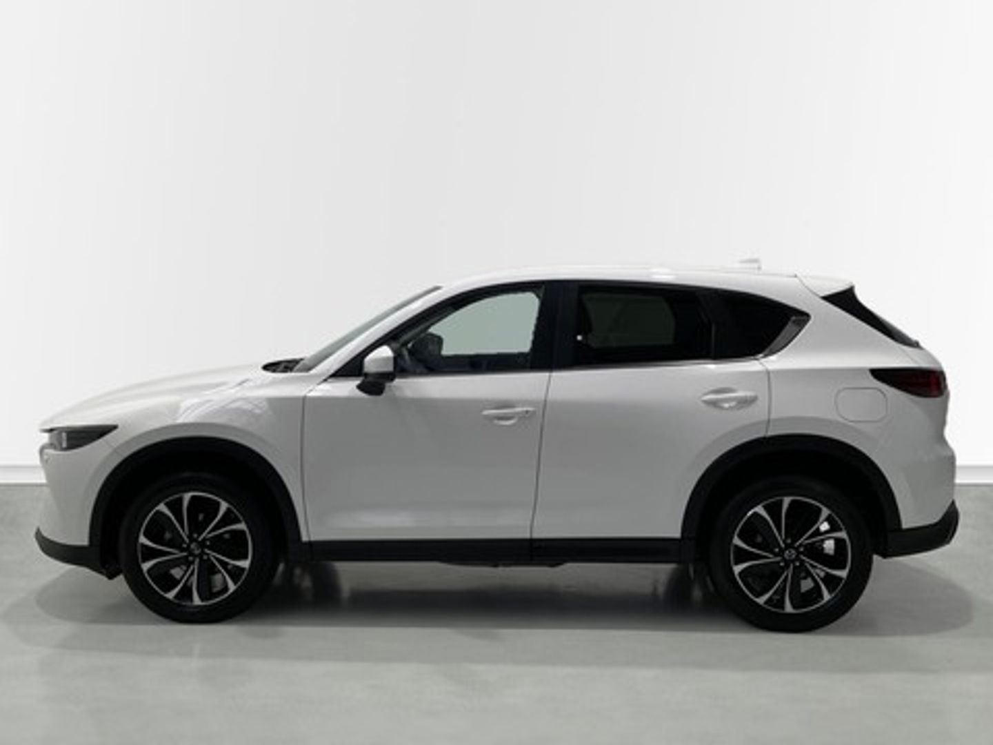 Mazda CX-5 2.0 MHEV Center-Line Plus AT 121 kW (165 CV)