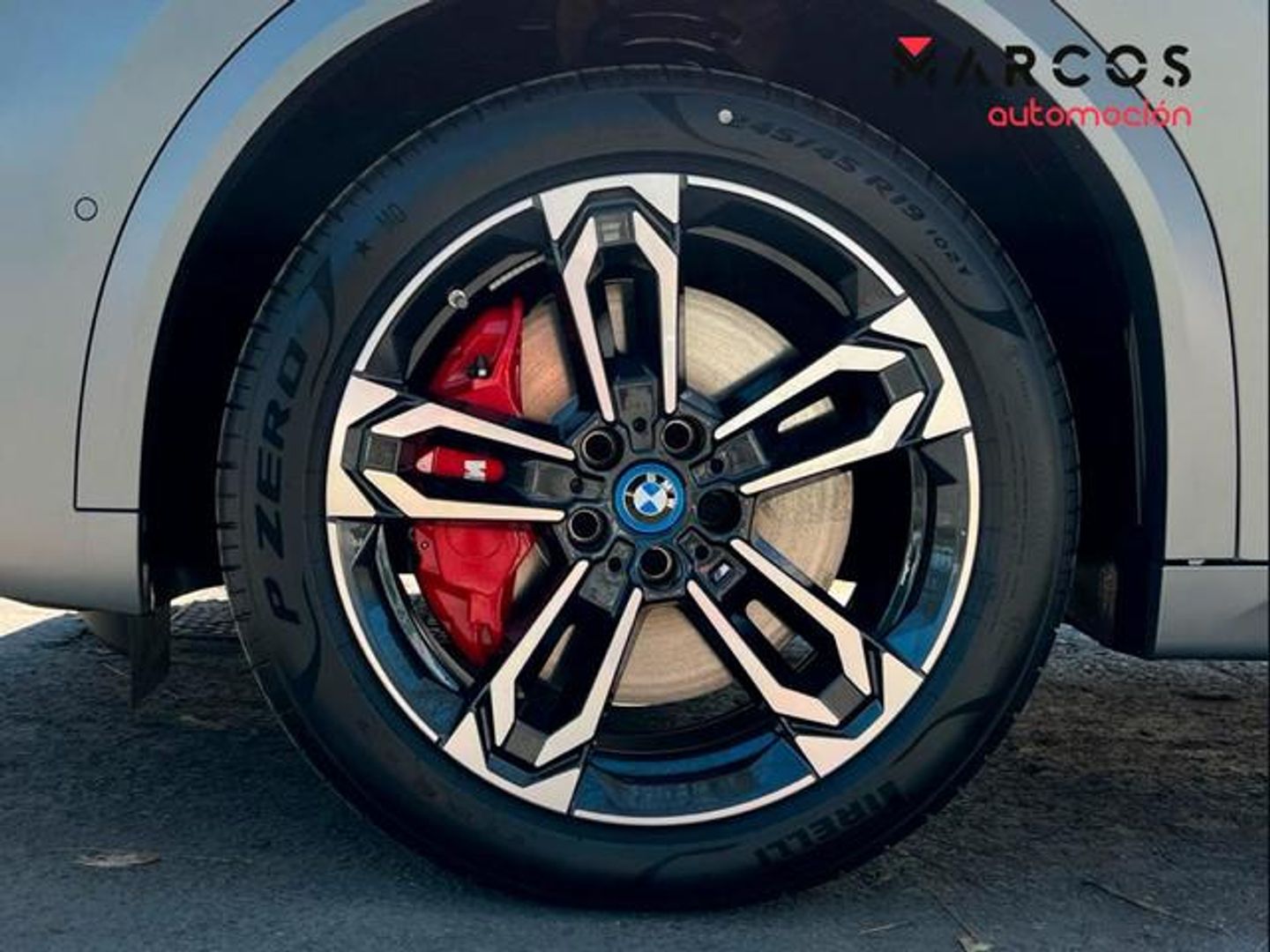 BMW iX2 xDrive30 230 kW (313 CV)