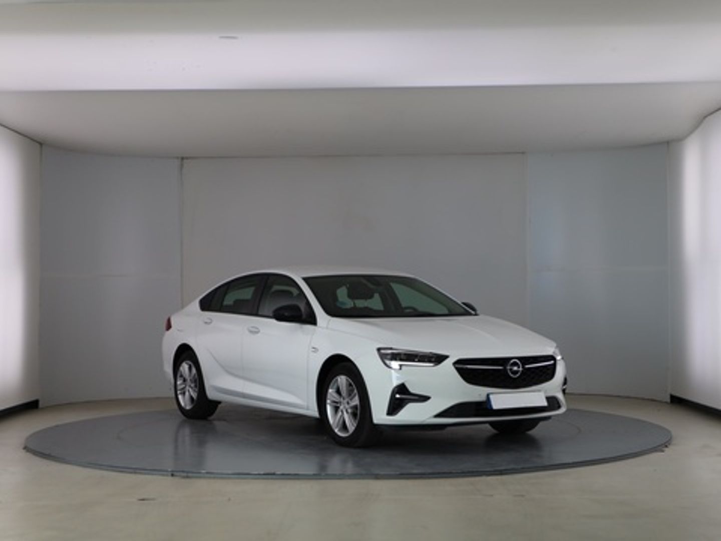 Opel Insignia 1.5D DVH GS Business Edition MT6 90 kW (122 CV)